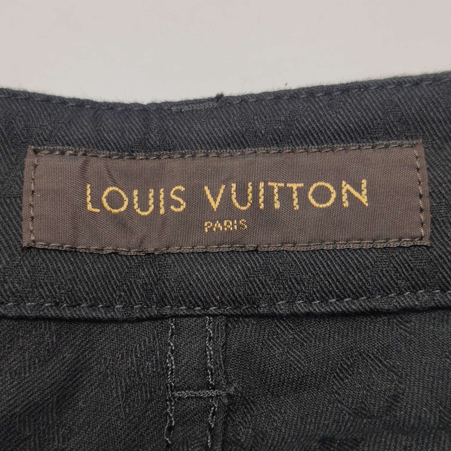 Louis Vuitton Louis Vuitton Logo Embossed Leather Trim Pants Size 36 Size 26" / US 2 / IT 38 - 4 Thumbnail