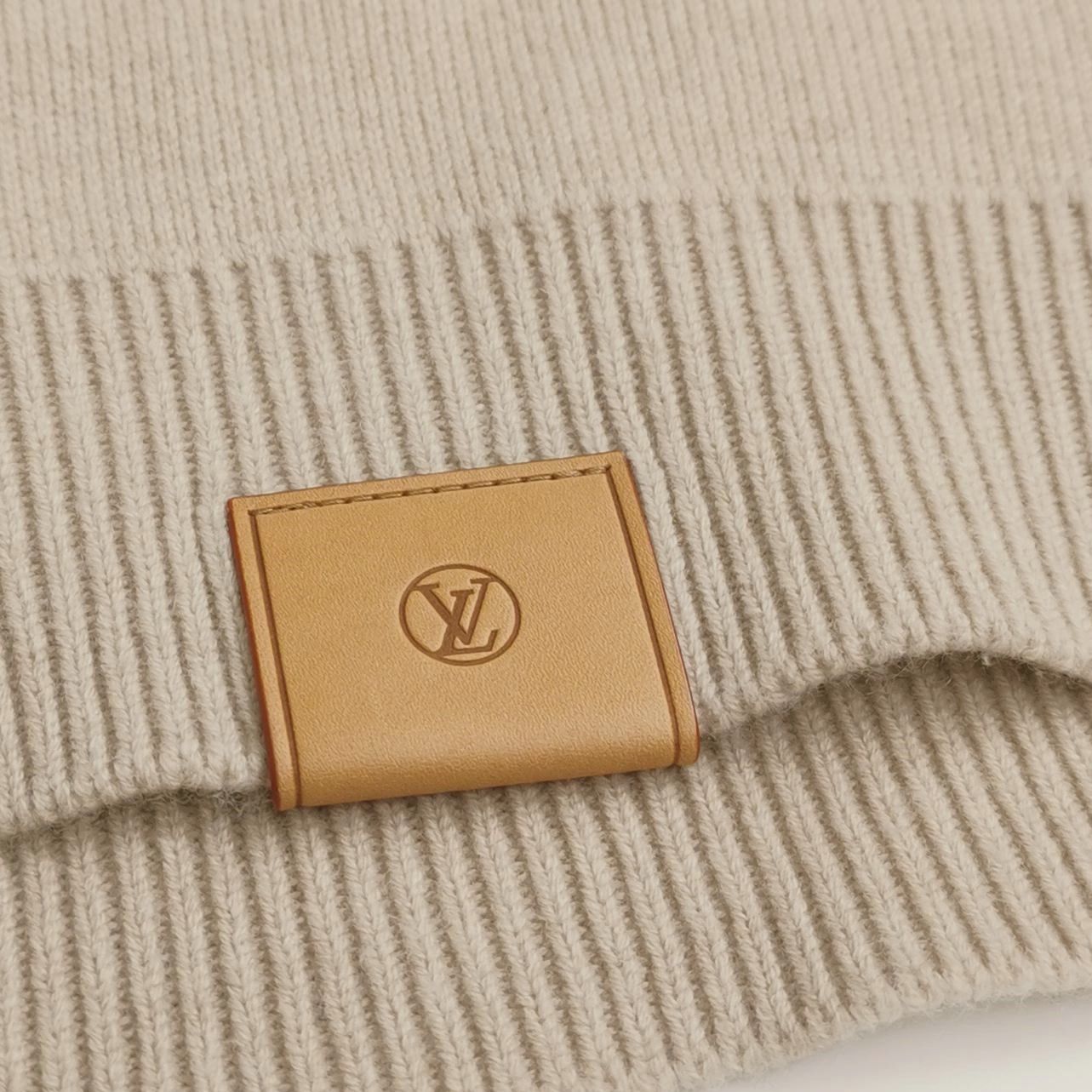 Louis Vuitton Louis Vuitton Wool Blend Leather Patch Sweater XS Size XS / US 0-2 / IT 36-38 - 3 Thumbnail