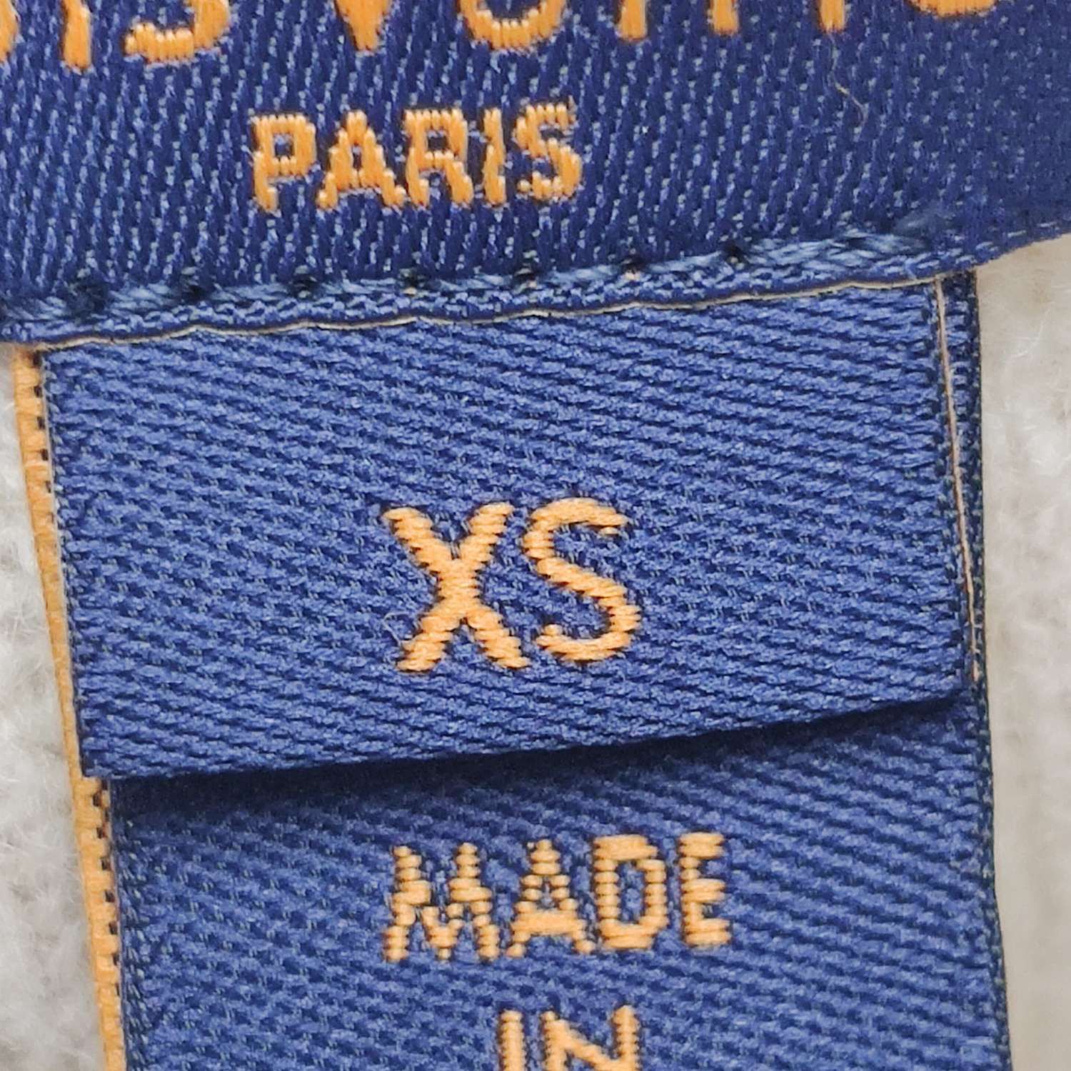 Louis Vuitton Louis Vuitton Wool Blend Leather Patch Sweater XS Size XS / US 0-2 / IT 36-38 - 5 Thumbnail