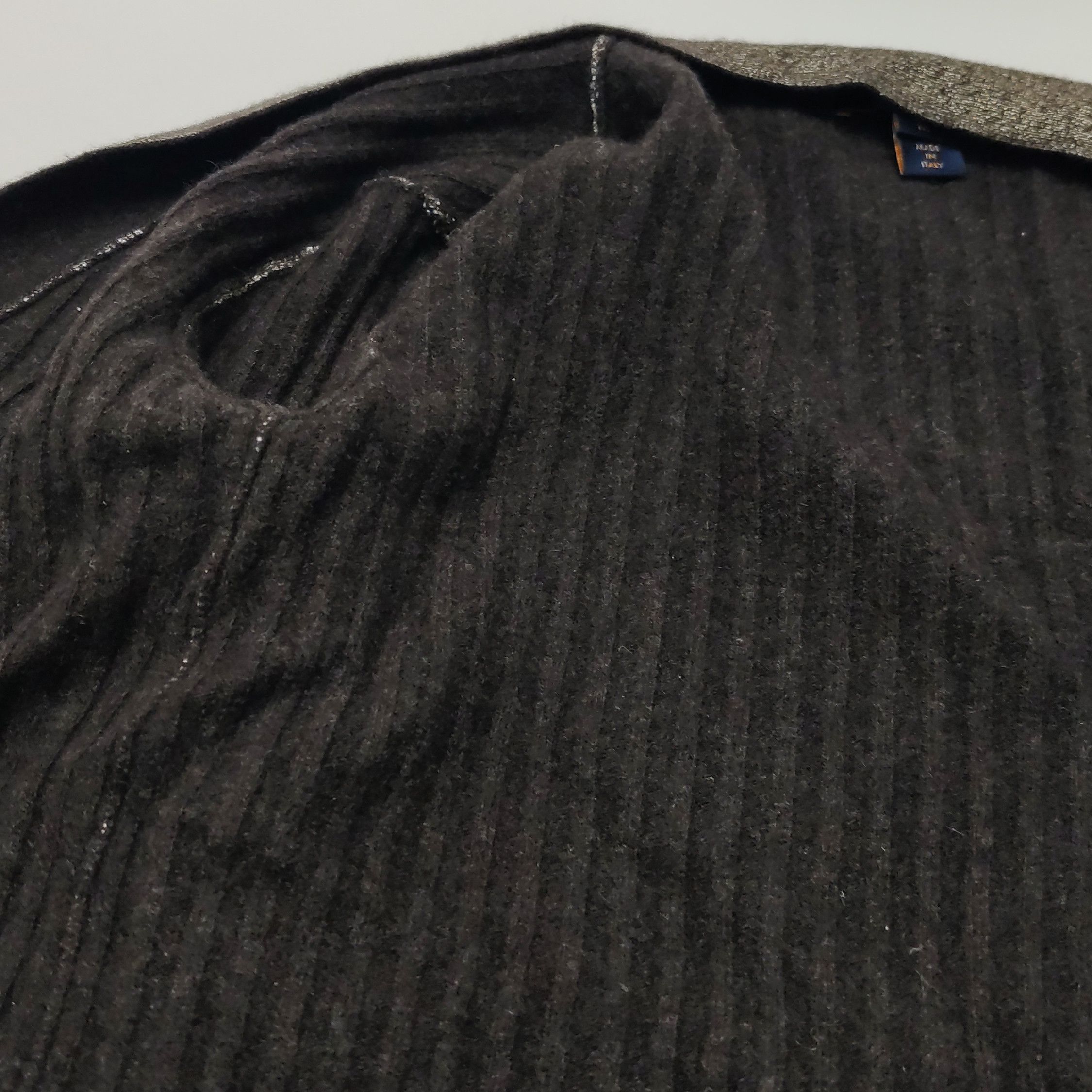 Louis Vuitton Louis Vuitton Metallic Wool Cashmere Cardigan Size M Size M / US 6-8 / IT 42-44 - 9 Thumbnail