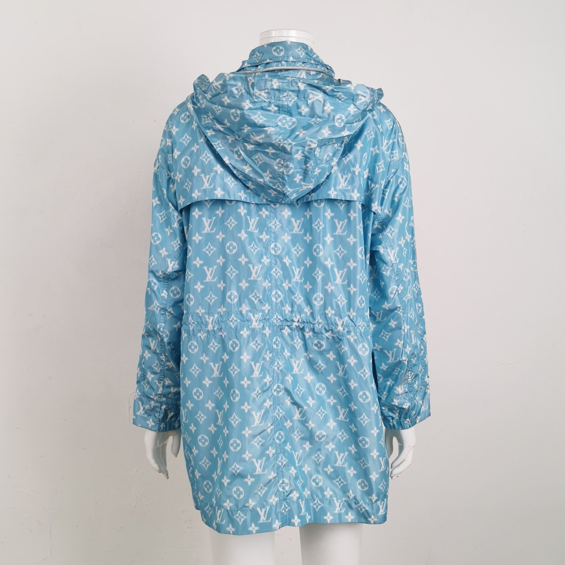 Louis Vuitton Louis Vuitton Monogram Hooded Jacket Size 36 Size XS / US 0-2 / IT 36-38 - 2 Thumbnail