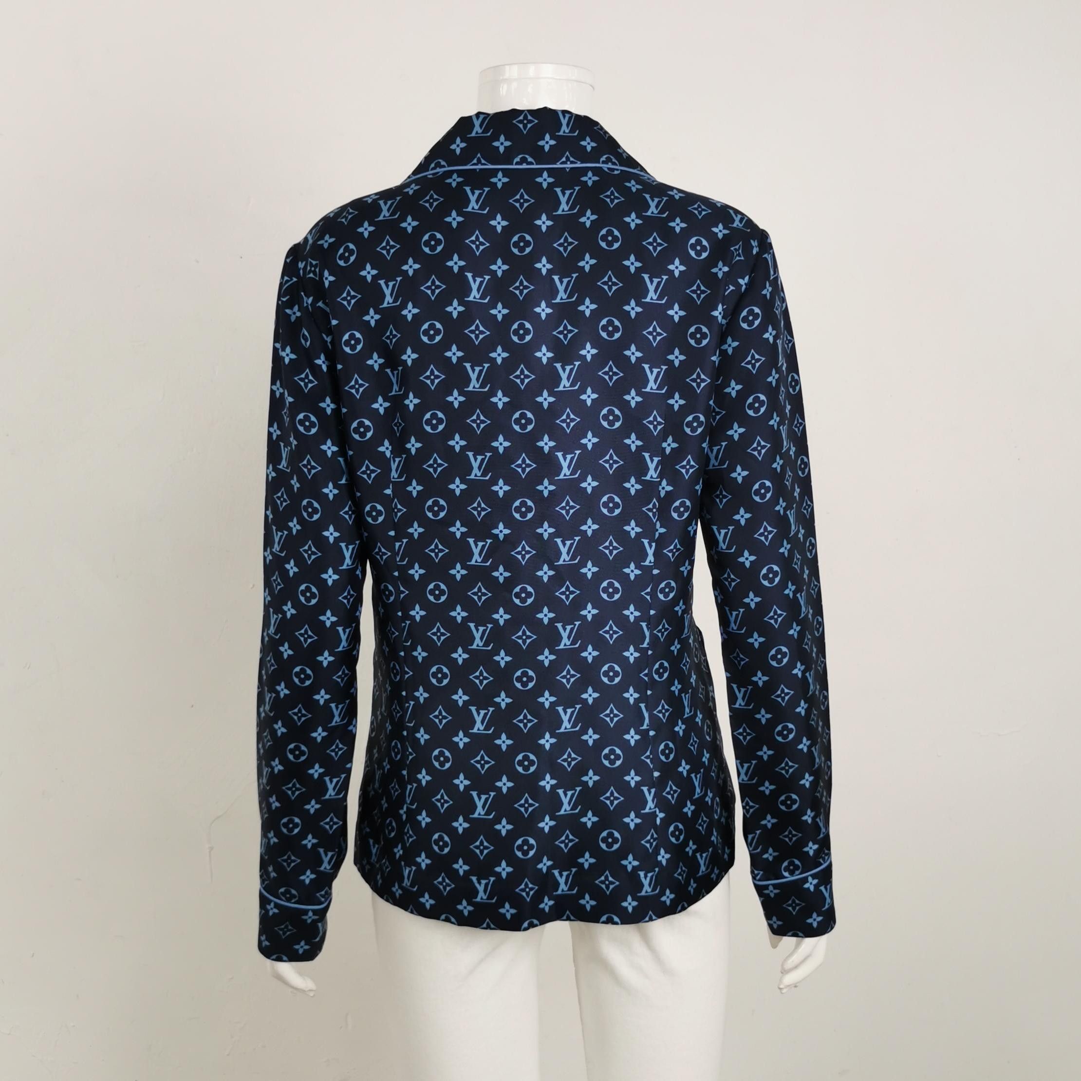 Louis Vuitton Louis Vuitton Monogram Silk Button Up Shirt Size 36 Size XS / US 0-2 / IT 36-38 - 2 Thumbnail