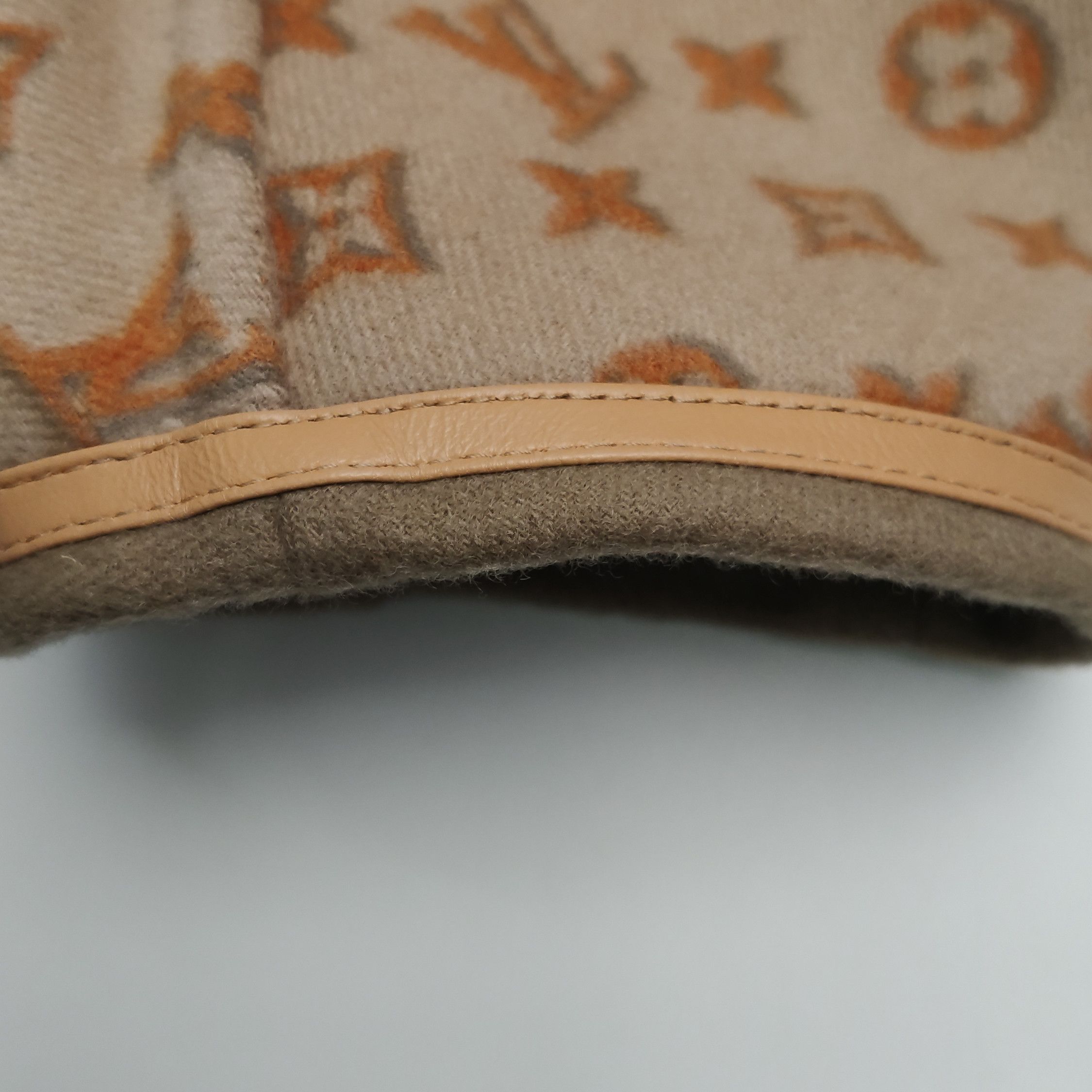 Louis Vuitton Louis Vuitton Monogram Reversible Wool Coat Size 36 Size XS / US 0-2 / IT 36-38 - 10 Thumbnail