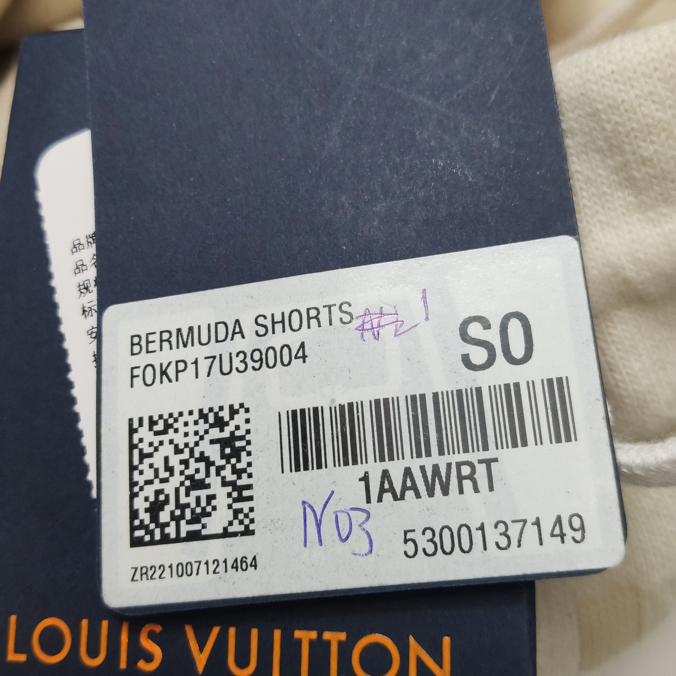 Louis Vuitton Louis Vuitton Monogram Wool Blend Shorts Size S Size 26" / US 2 / IT 38 - 12 Thumbnail