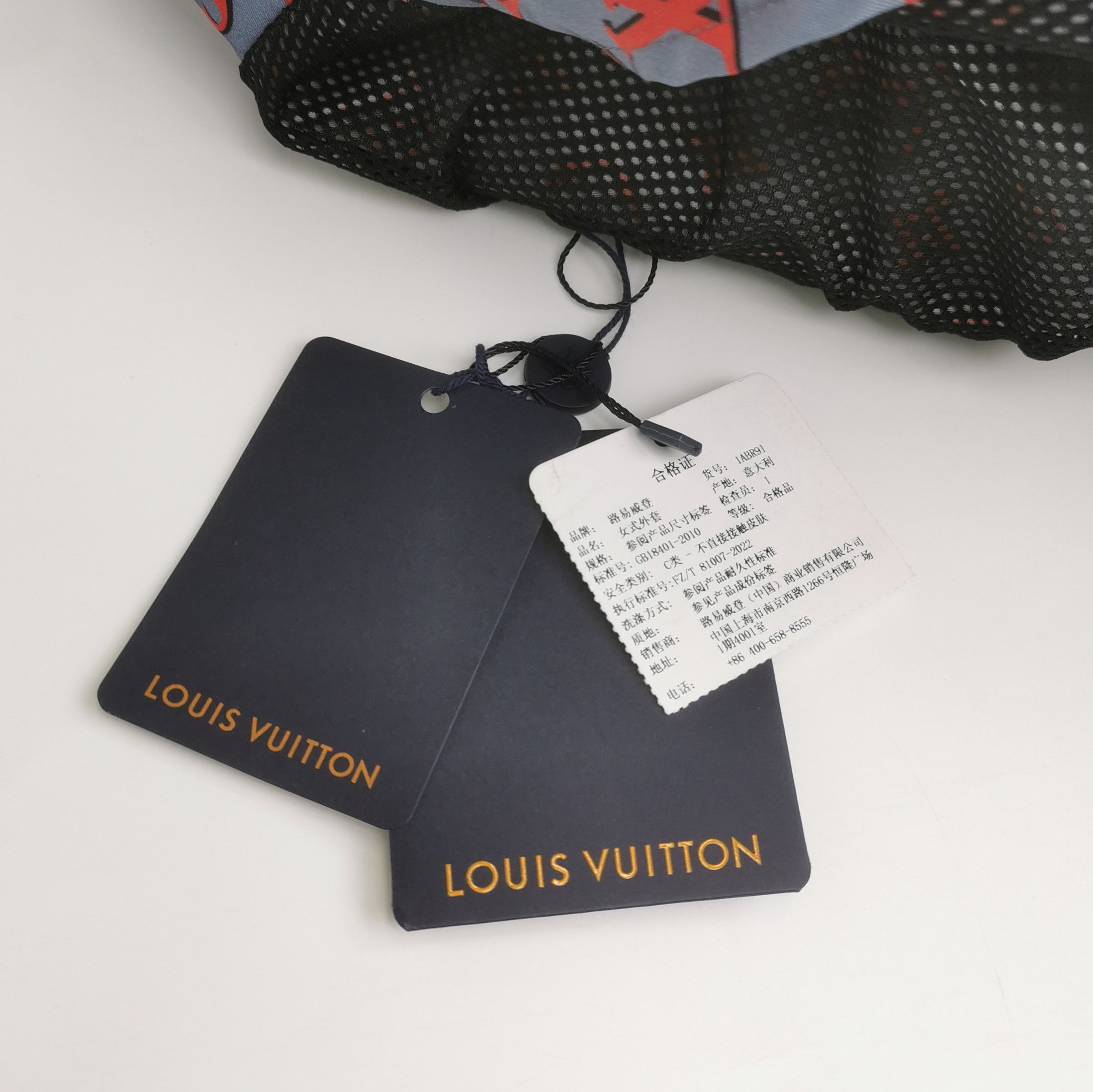 Louis Vuitton Louis Vuitton Monogram Hoodie Jacket Size 36 Size XS / US 0-2 / IT 36-38 - 4 Thumbnail