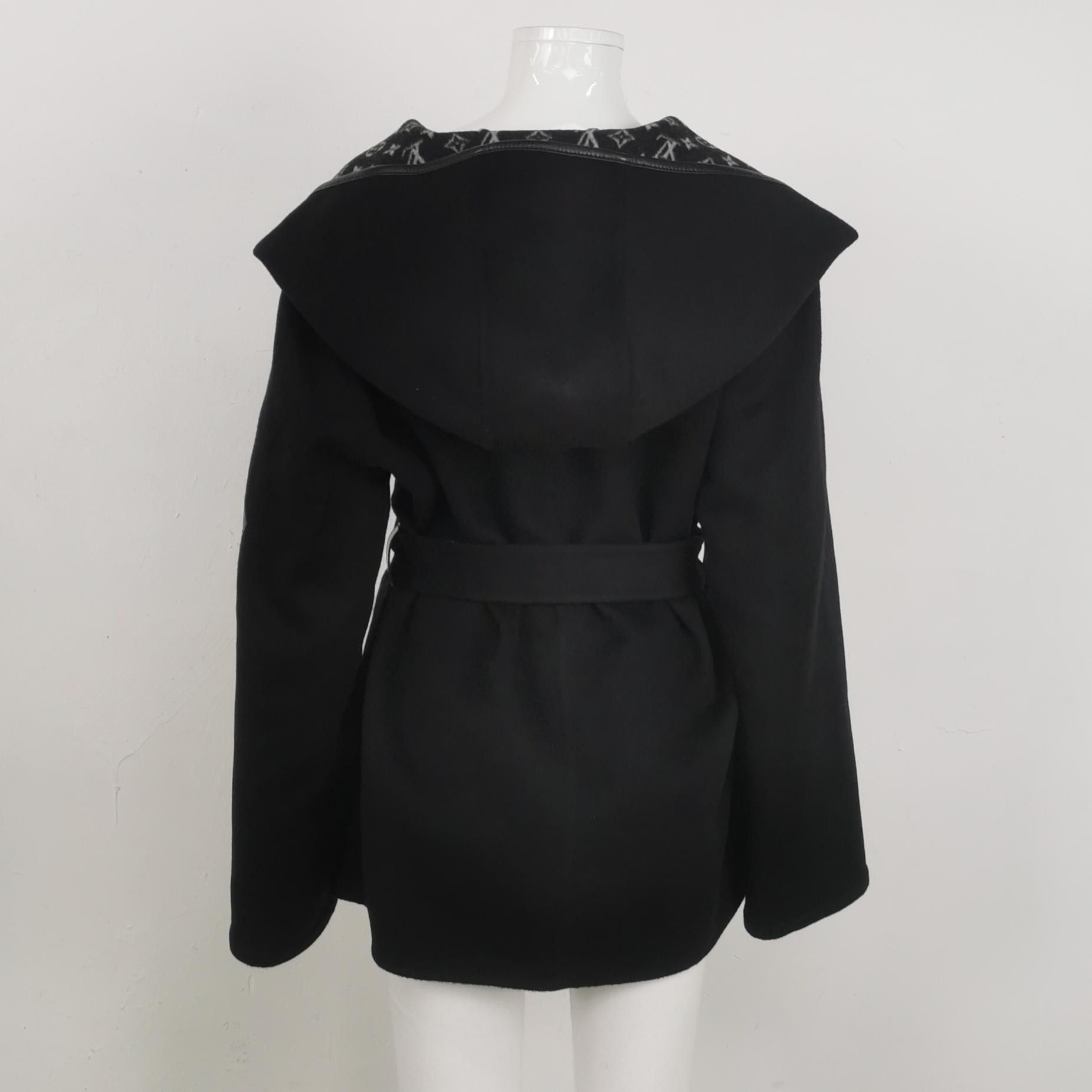 Louis Vuitton Louis Vuitton Wool Silk Belted Hooded Coat Size 42 Size M / US 6-8 / IT 42-44 - 2 Thumbnail