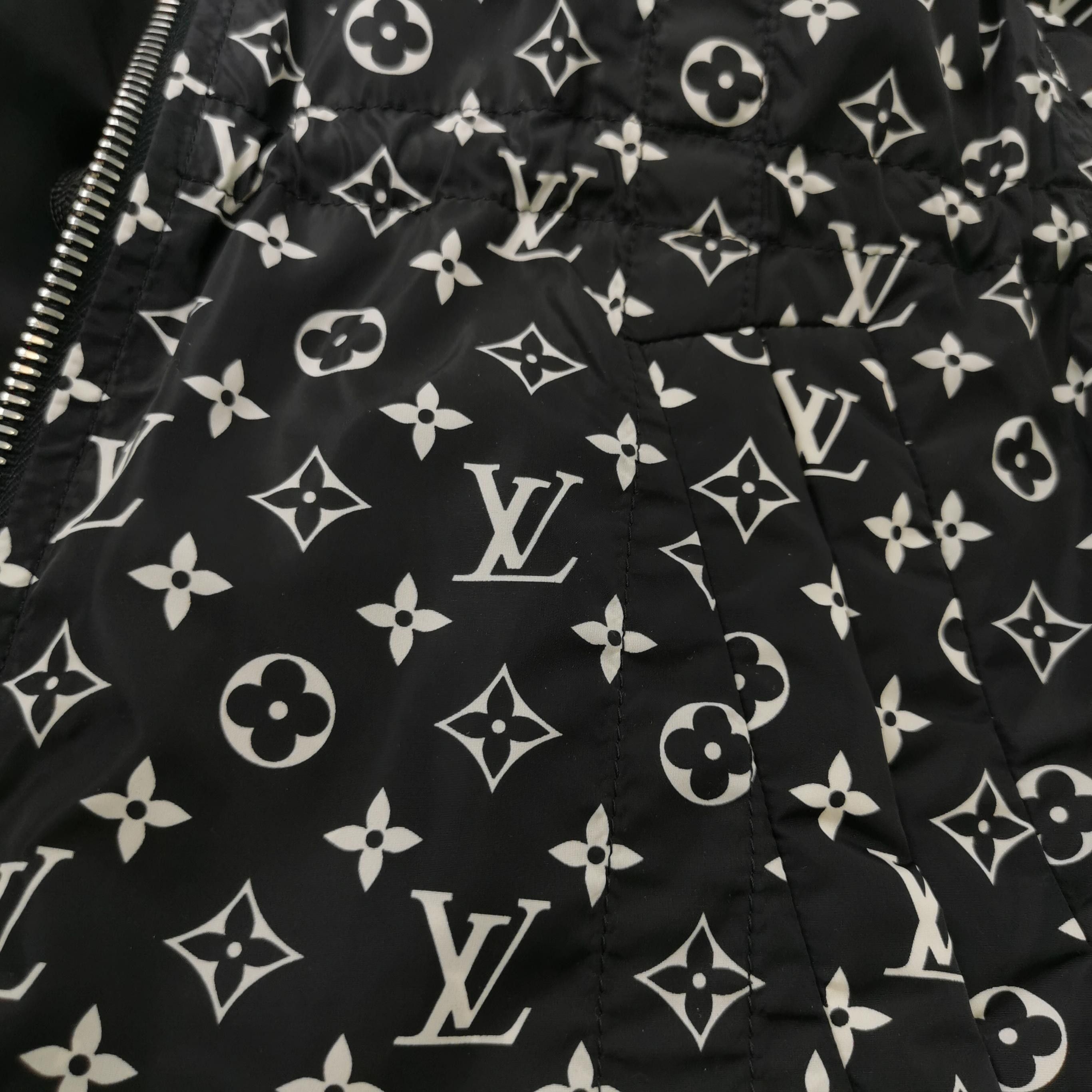 Louis Vuitton Louis Vuitton Monogram Reversible Hooded Jacket Size 36 Size XS / US 0-2 / IT 36-38 - 5 Thumbnail