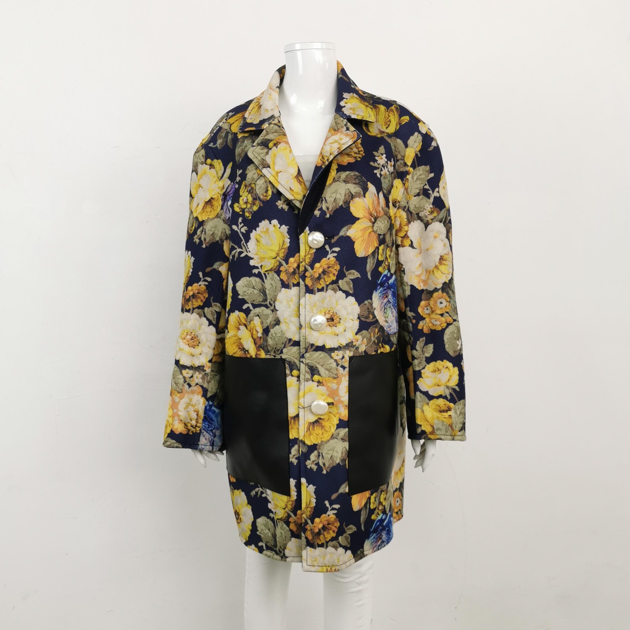 Louis Vuitton Louis Vuitton Floral Reversible Wool Coat Size 38 Size S / US 4 / IT 40 - 3 Thumbnail