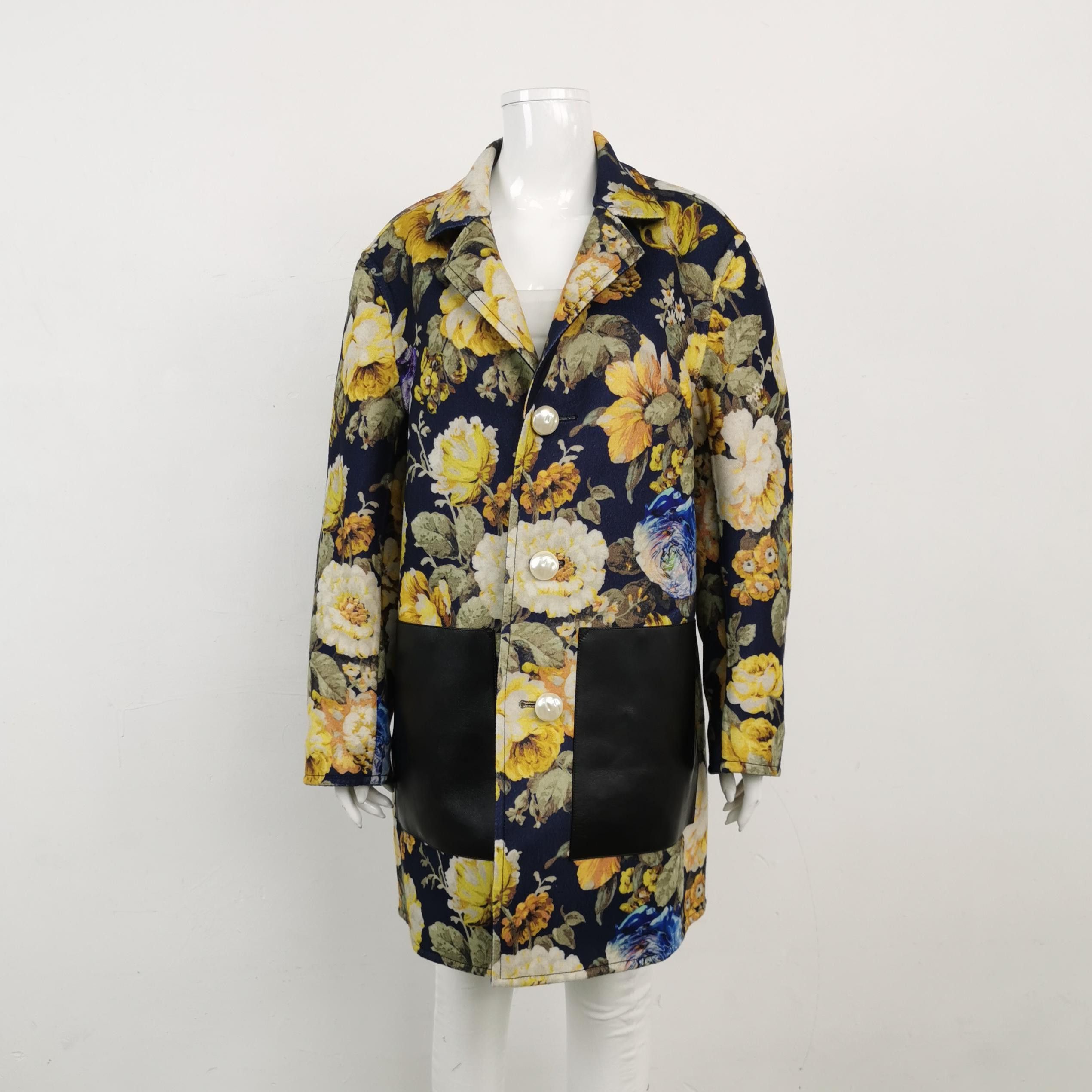 Louis Vuitton Louis Vuitton Floral Reversible Coat FR 36 Size XS / US 0-2 / IT 36-38 - 3 Thumbnail