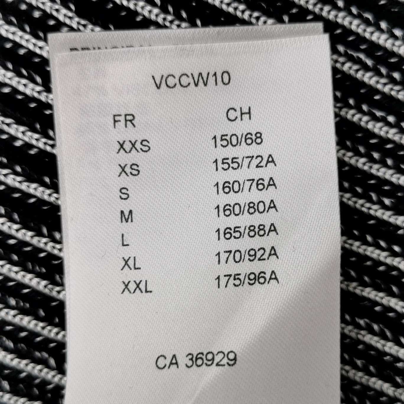 Louis Vuitton Louis Vuitton Ribbed Knit Cardigan Size S Size S / US 4 / IT 40 - 6 Thumbnail