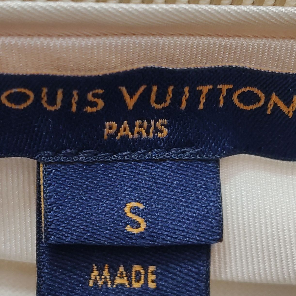 Louis Vuitton Louis Vuitton Monogram Zipper T-Shirt Size S Size US S / EU 44-46 / 1 - 5 Thumbnail