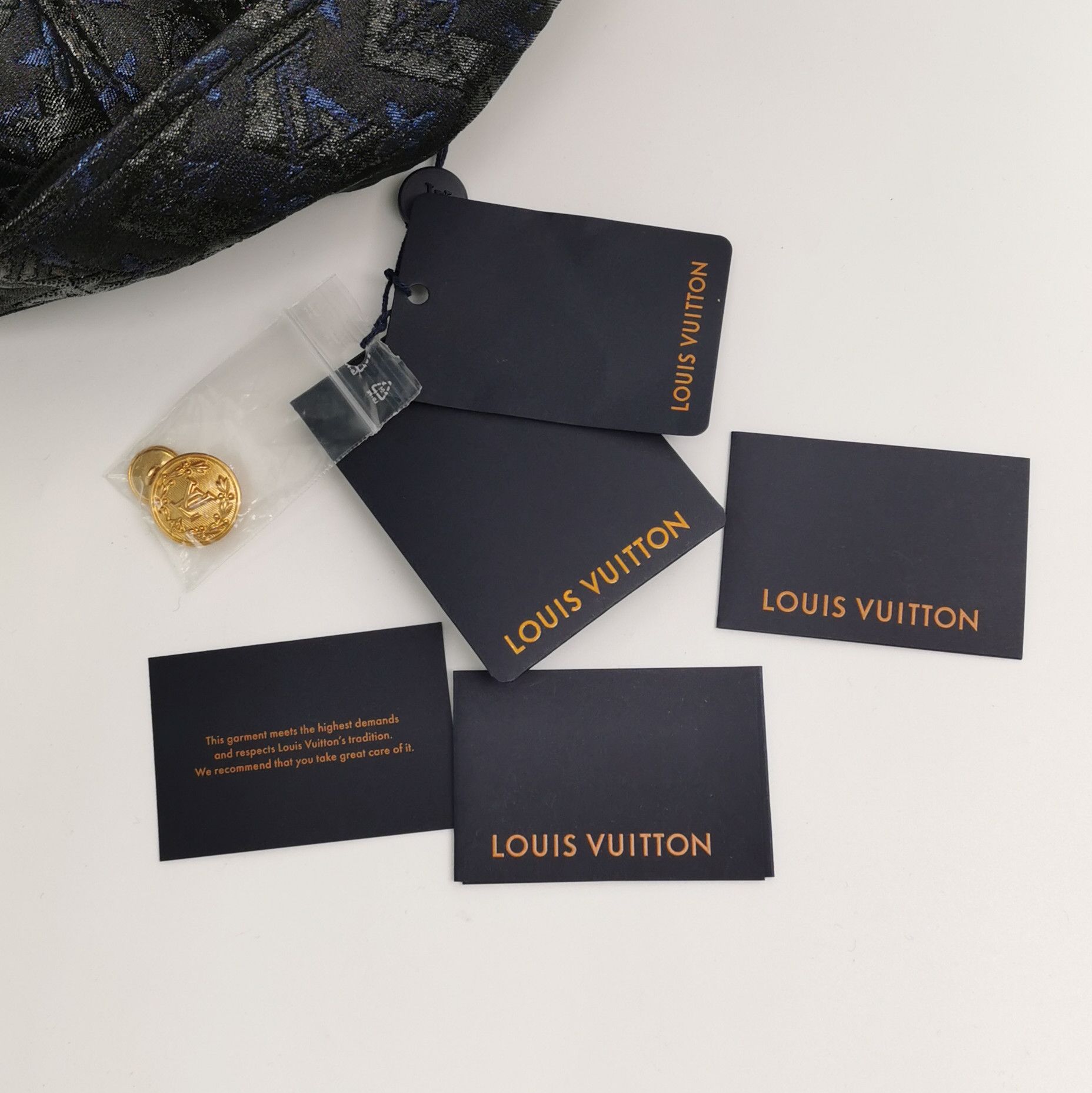 Louis Vuitton Louis Vuitton Monogram Jacquard Blazer Size 34 Size XS / US 0-2 / IT 36-38 - 4 Thumbnail