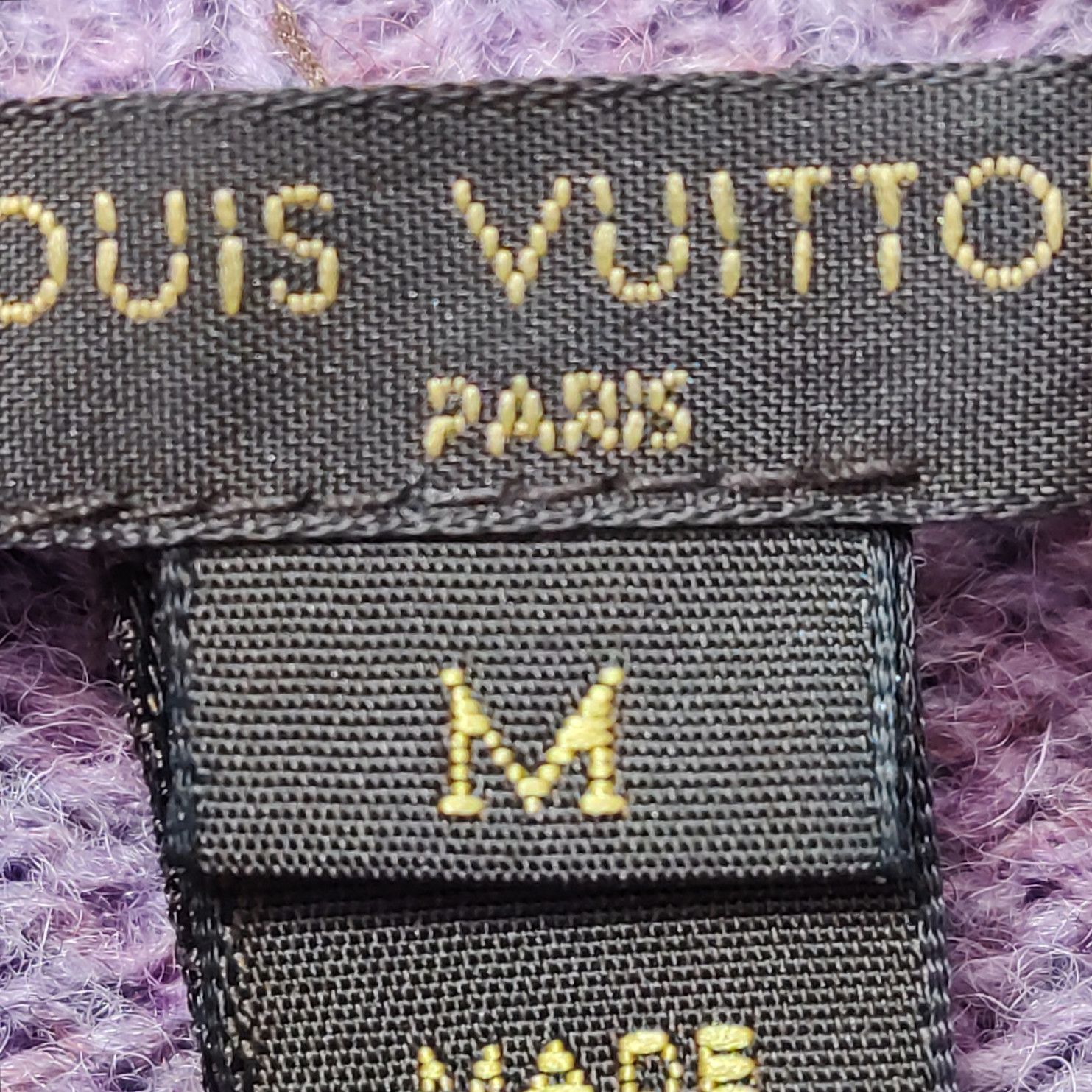 Louis Vuitton Louis Vuitton V-Neck Wool Sweater M Size M / US 6-8 / IT 42-44 - 5 Thumbnail