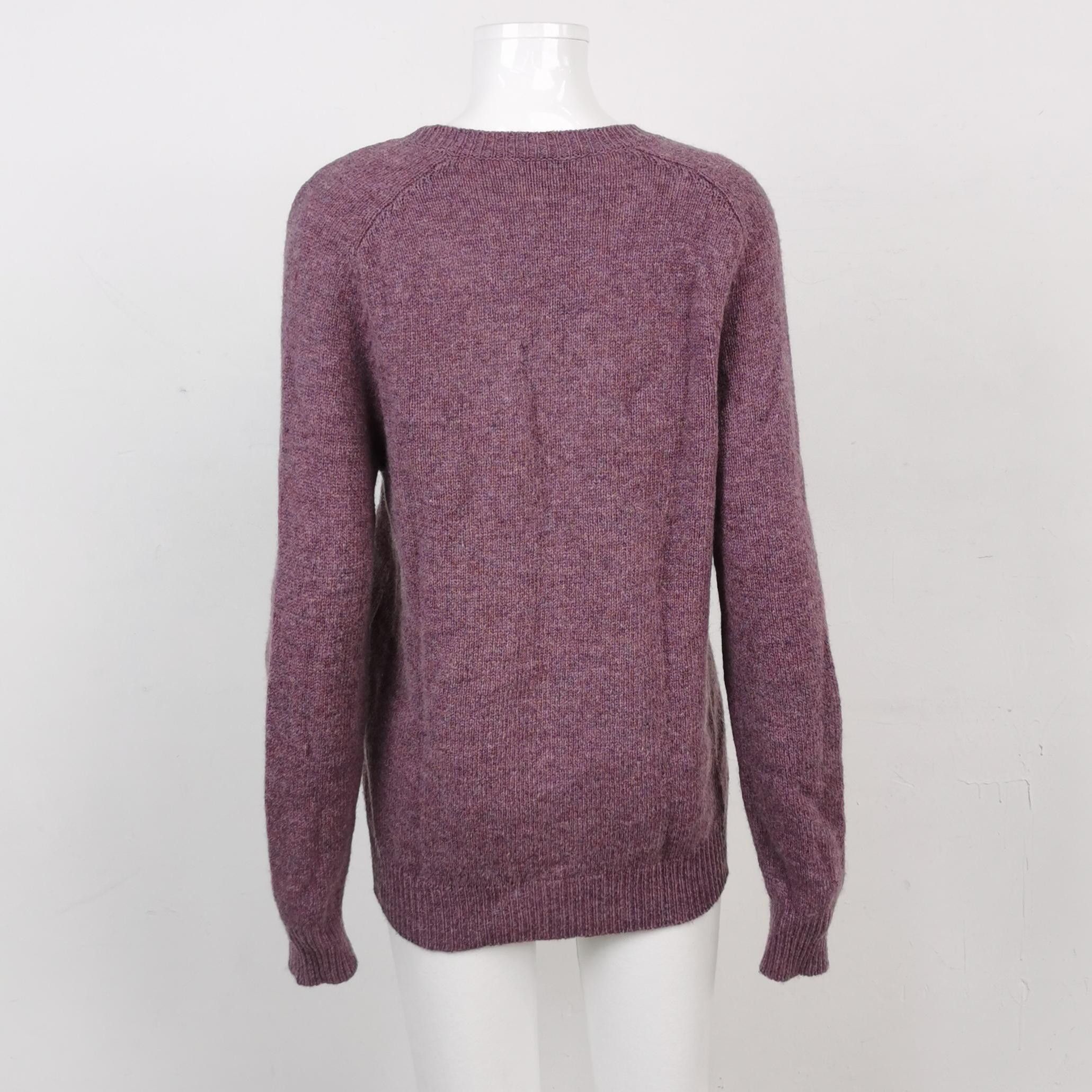 Louis Vuitton Louis Vuitton V-Neck Wool Sweater M Size M / US 6-8 / IT 42-44 - 2 Thumbnail