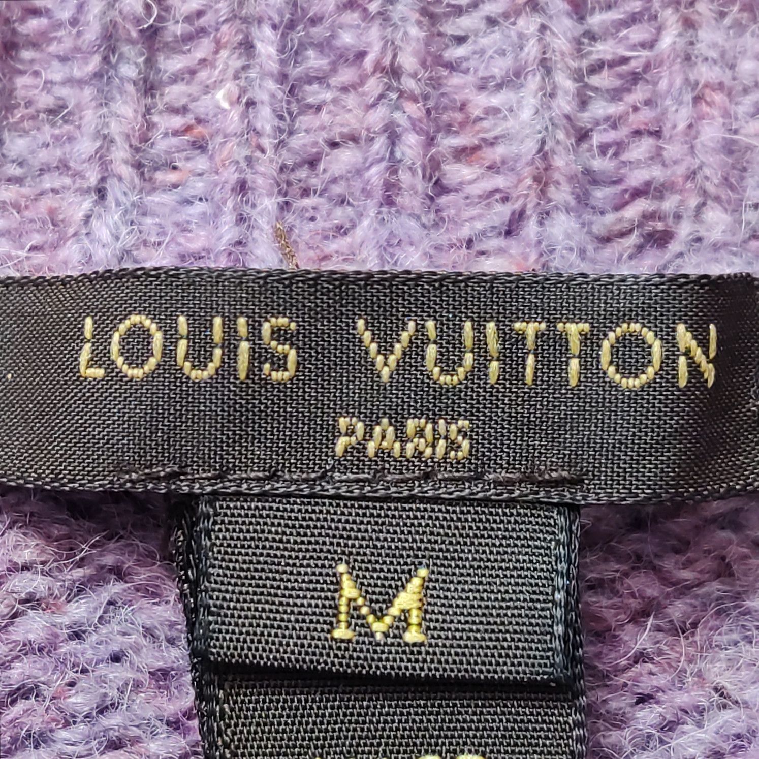Louis Vuitton Louis Vuitton V-Neck Wool Sweater M Size M / US 6-8 / IT 42-44 - 4 Thumbnail