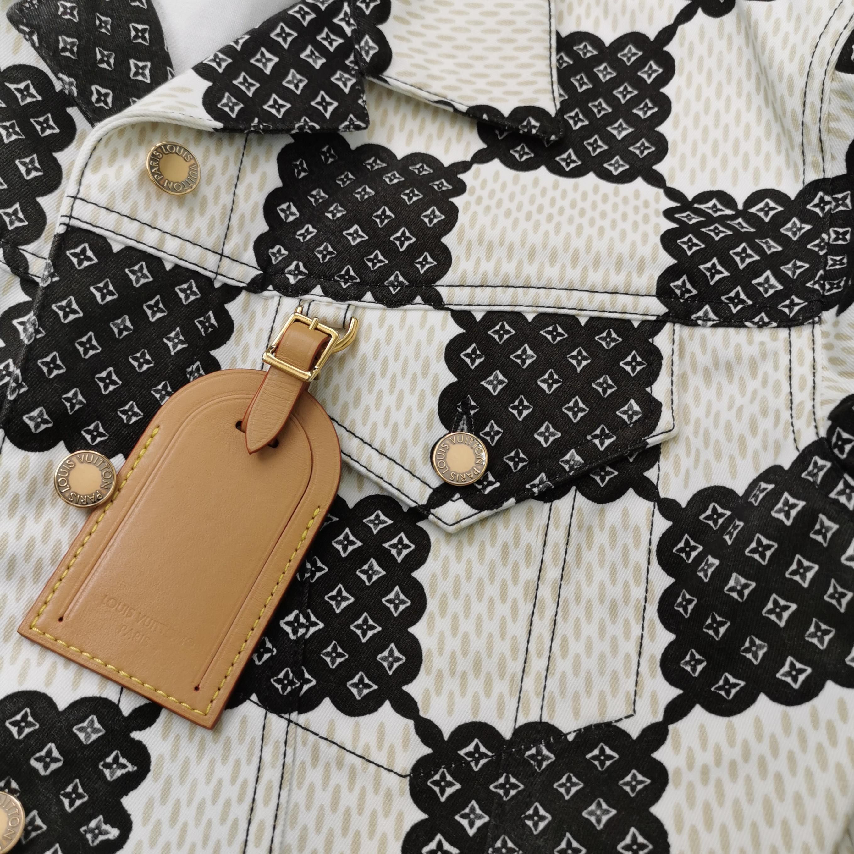 Louis Vuitton Louis Vuitton Monogram Pattern Jacket Size 40 Size M / US 6-8 / IT 42-44 - 3 Thumbnail