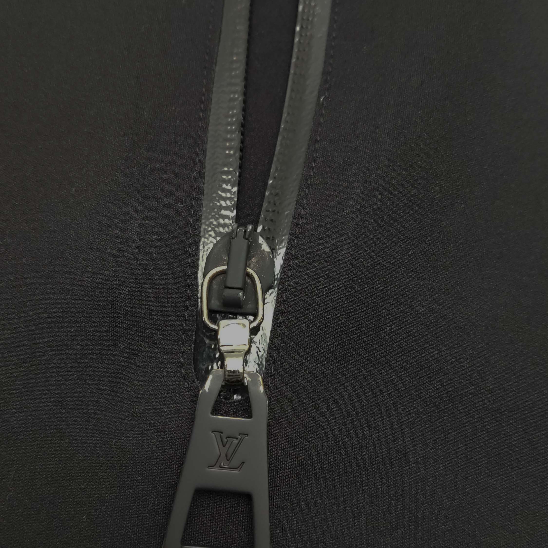 Louis Vuitton Louis Vuitton Logo Patch Zip Polo Size FR 34 Size XS / US 0-2 / IT 36-38 - 10 Thumbnail