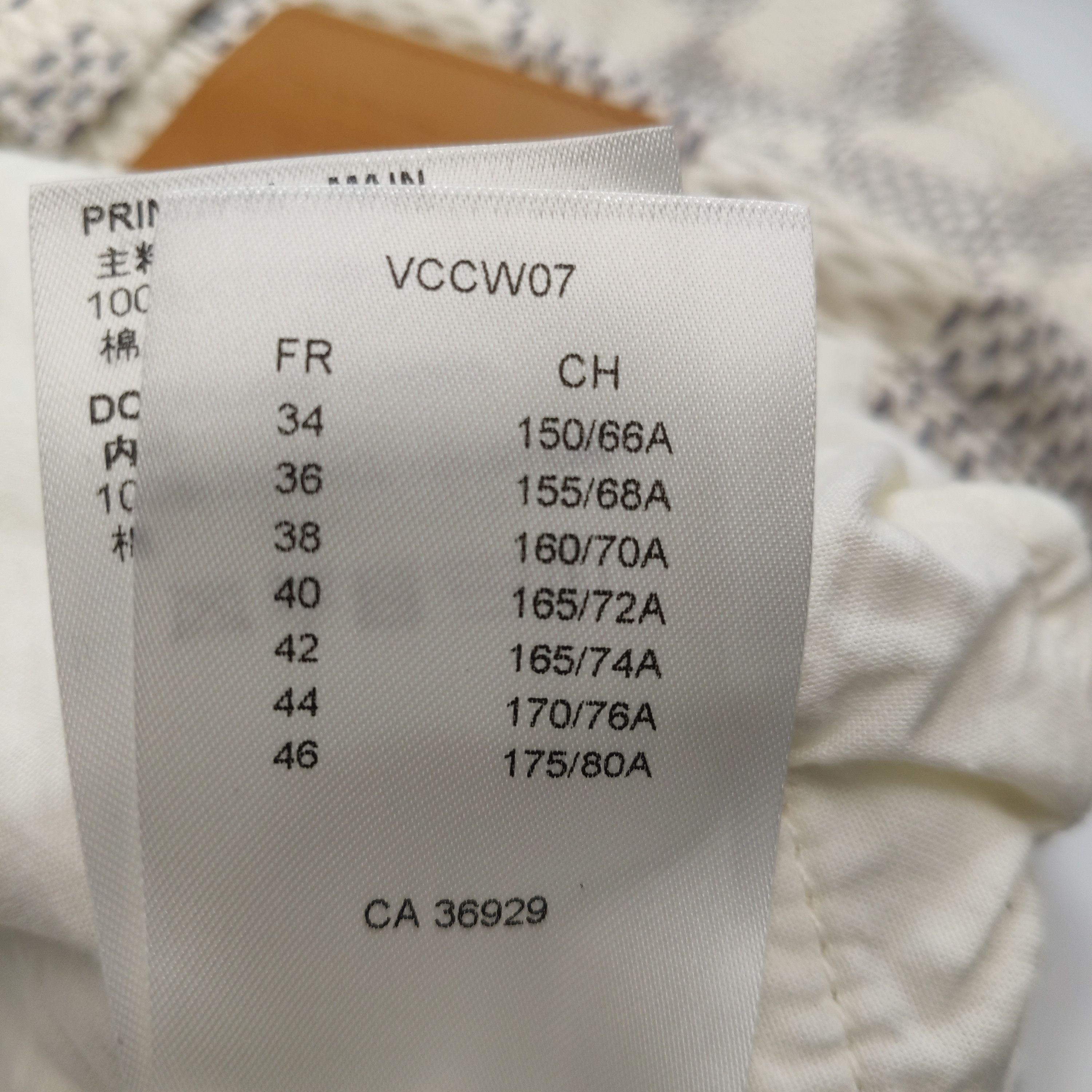Louis Vuitton Louis Vuitton Checkerboard Mini Skirt Size 40 Size 28" / US 6 / IT 42 - 8 Thumbnail