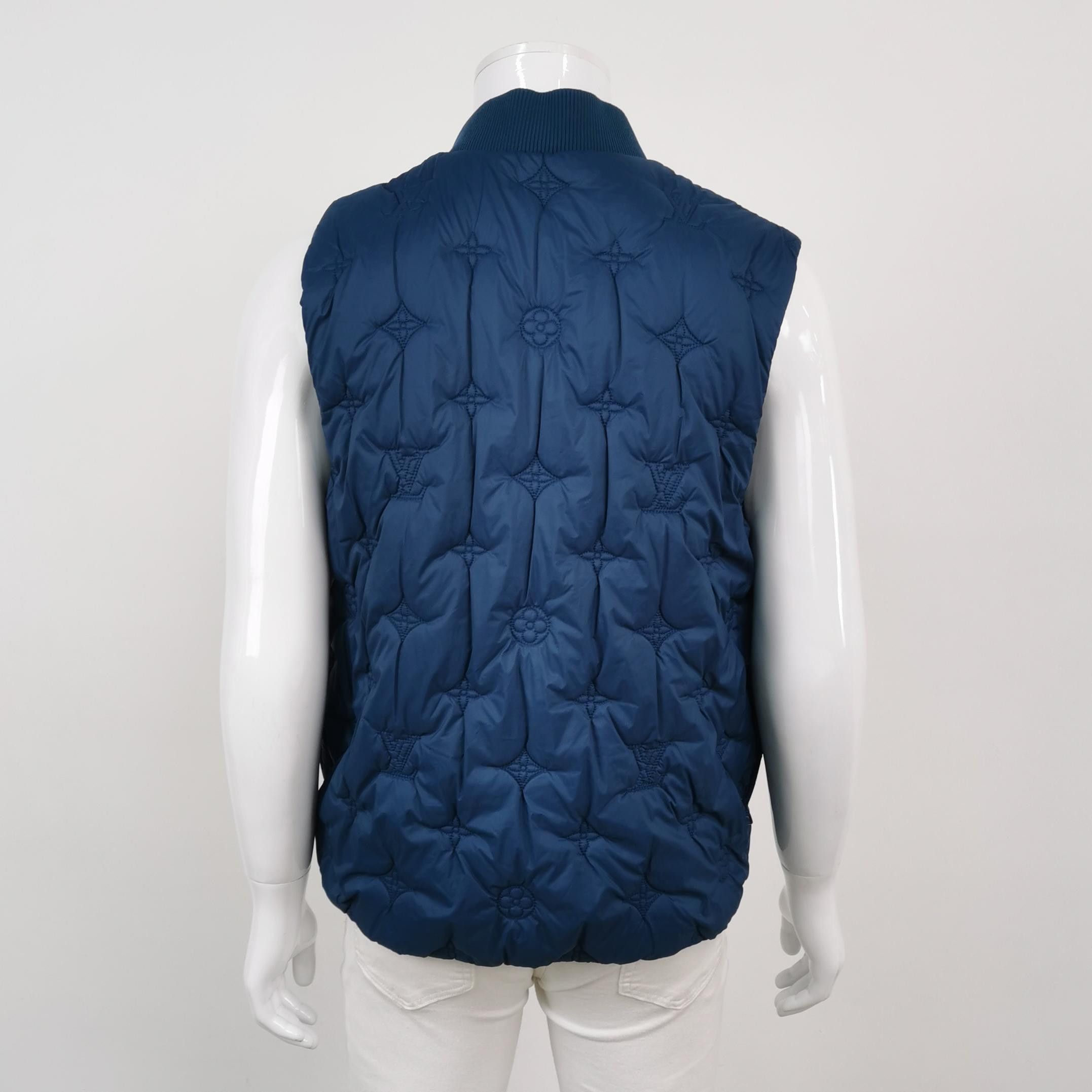 Louis Vuitton Louis Vuitton Monogram Quilted Vest Size M Size US M / EU 48-50 / 2 - 2 Thumbnail