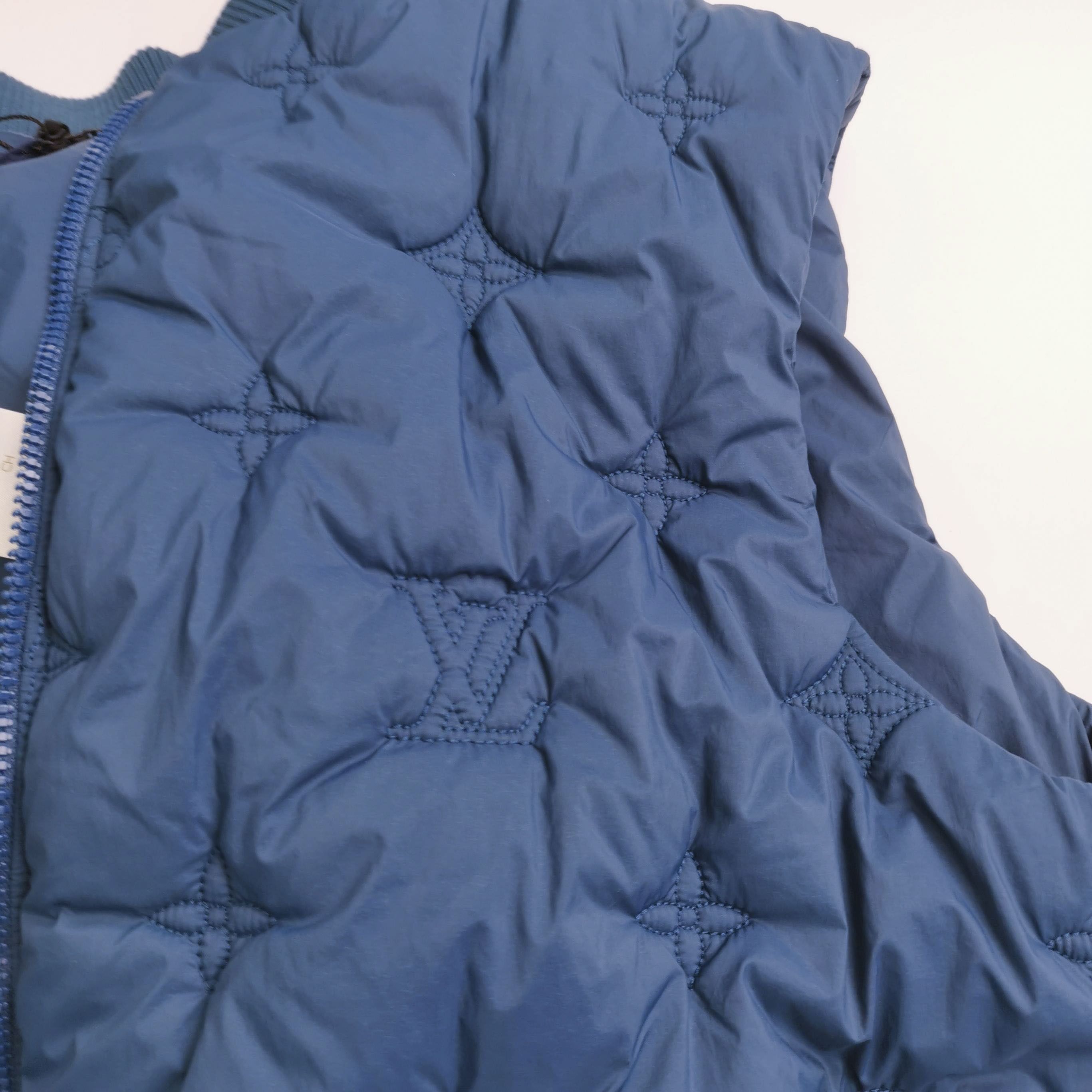 Louis Vuitton Louis Vuitton Monogram Quilted Vest Size M Size US M / EU 48-50 / 2 - 3 Thumbnail