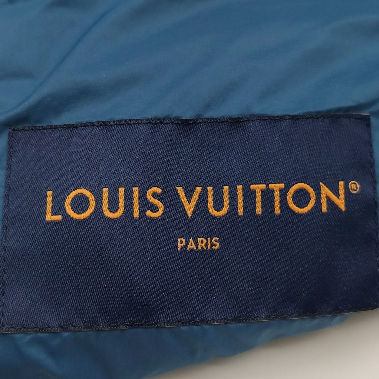 Louis Vuitton Louis Vuitton Monogram Quilted Vest Size M Size US M / EU 48-50 / 2 - 5 Thumbnail