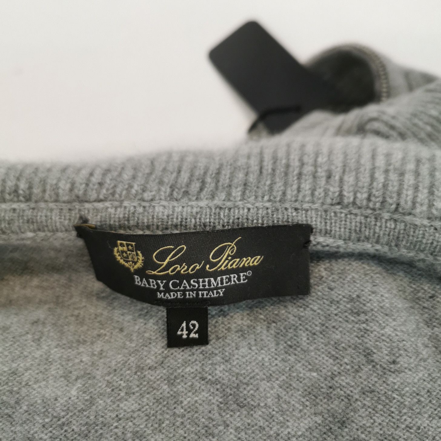 Loro Piana Loro Piana Baby Cashmere Zip-Up Hoodie Size 42 Size M / US 6-8 / IT 42-44 - 6 Thumbnail