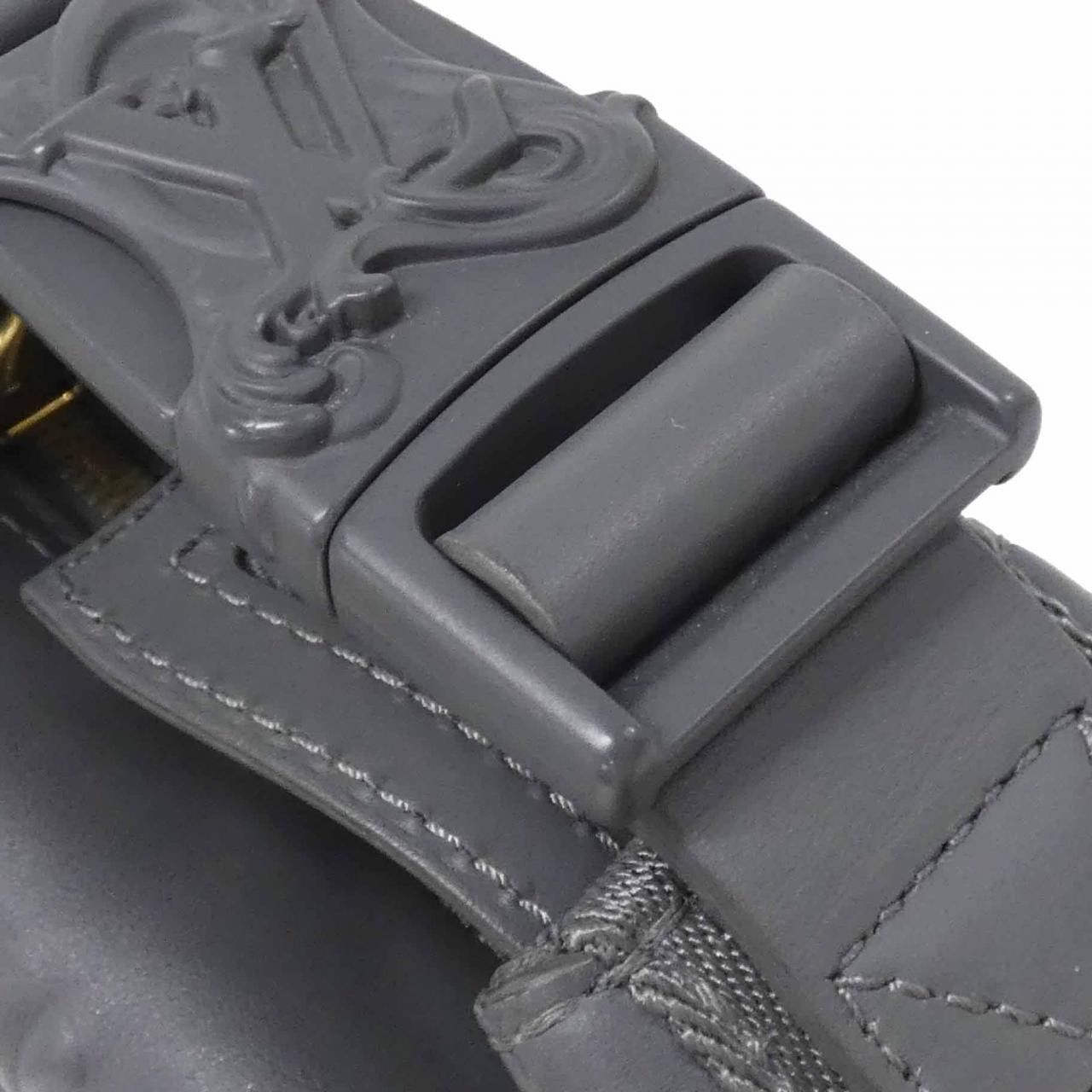Louis Vuitton Louis Vuitton Louis Vuitton LV Ornament Cruiser Messenger Calf Shoulder Bag Leather Shoulder Bag M21812 DUTY FREE for USA Size ONE SIZE - 8 Thumbnail