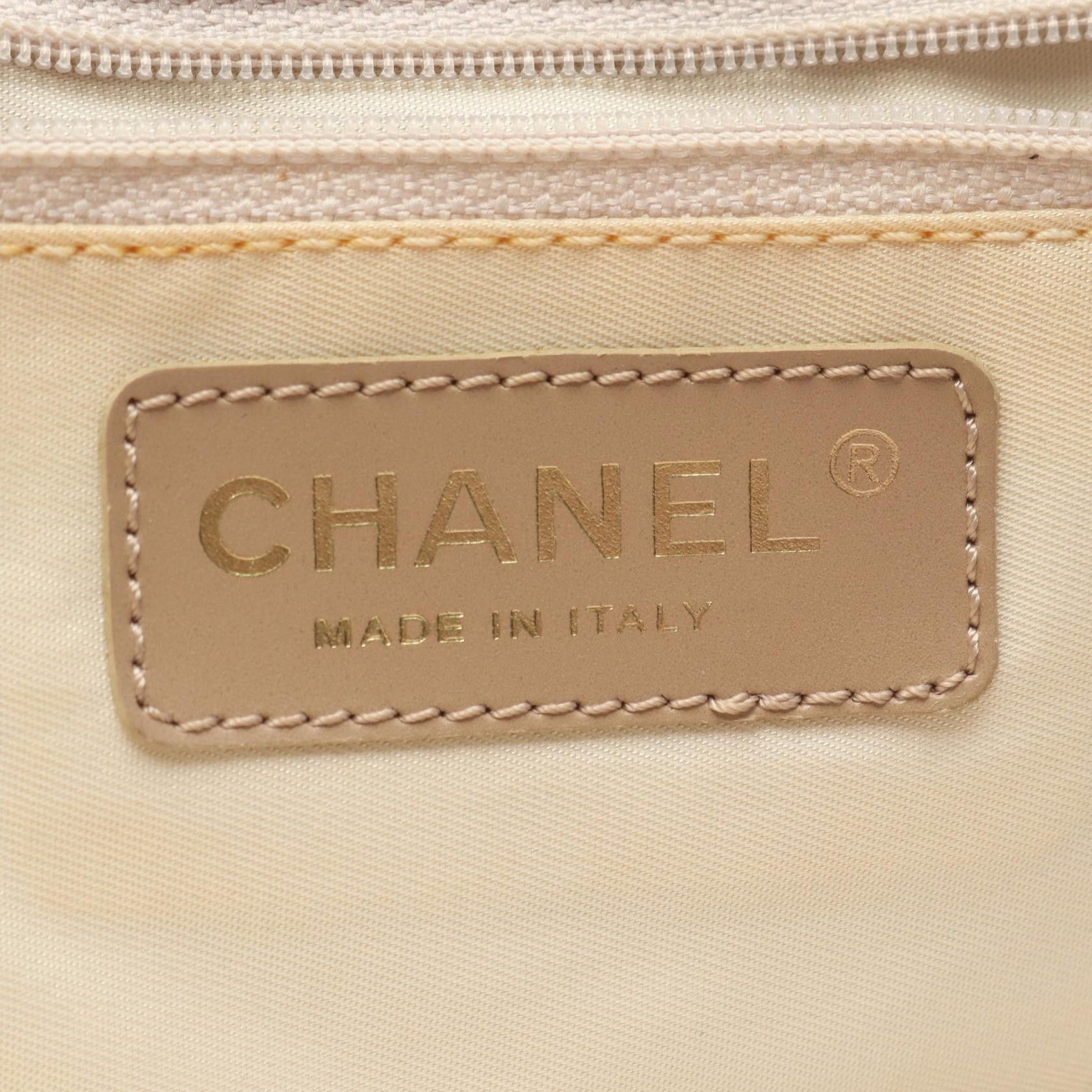 Chanel Chanel CHANEL New Travel Line Nylon Canvas Tote Bag Leather Tote Bag A15991 DUTY FREE for USA Size ONE SIZE - 4 Thumbnail