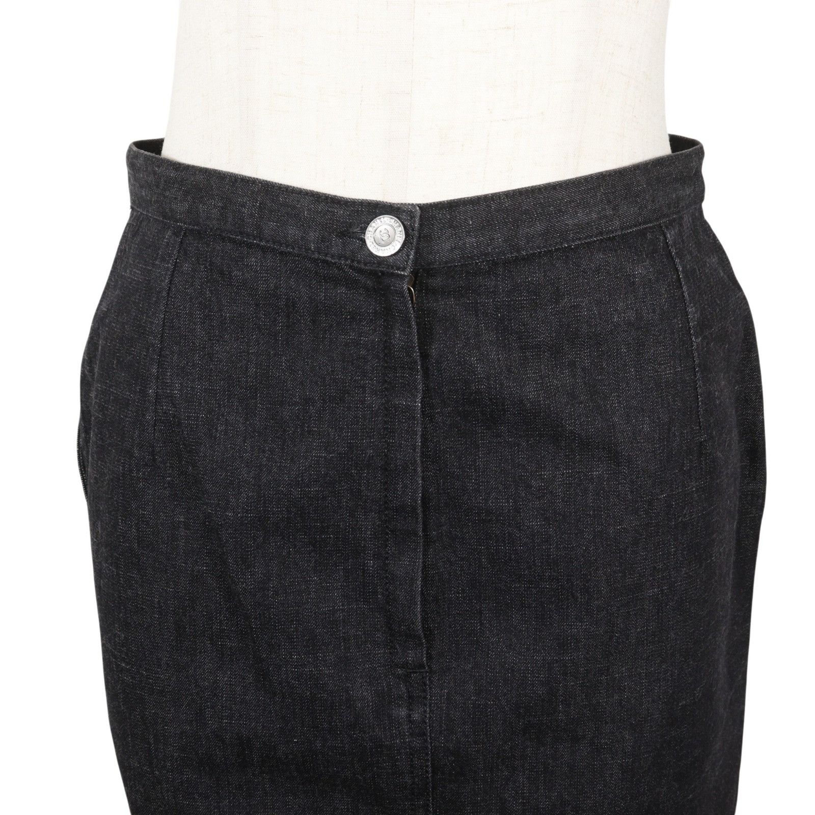 Chanel Chanel Chanel Knit Denim Skirt Textile Skirts P21735W03184 DUTY FREE for USA Size ONE SIZE - 2 Thumbnail