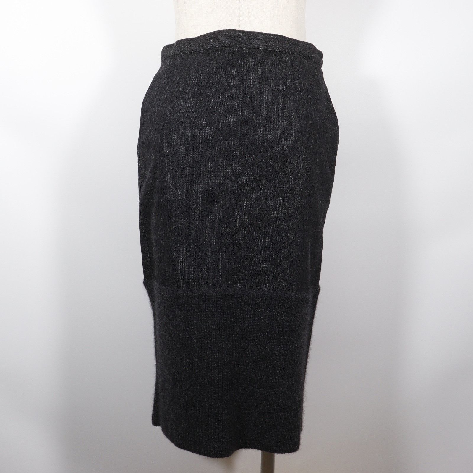 Chanel Chanel Chanel Knit Denim Skirt Textile Skirts P21735W03184 DUTY FREE for USA Size ONE SIZE - 3 Thumbnail