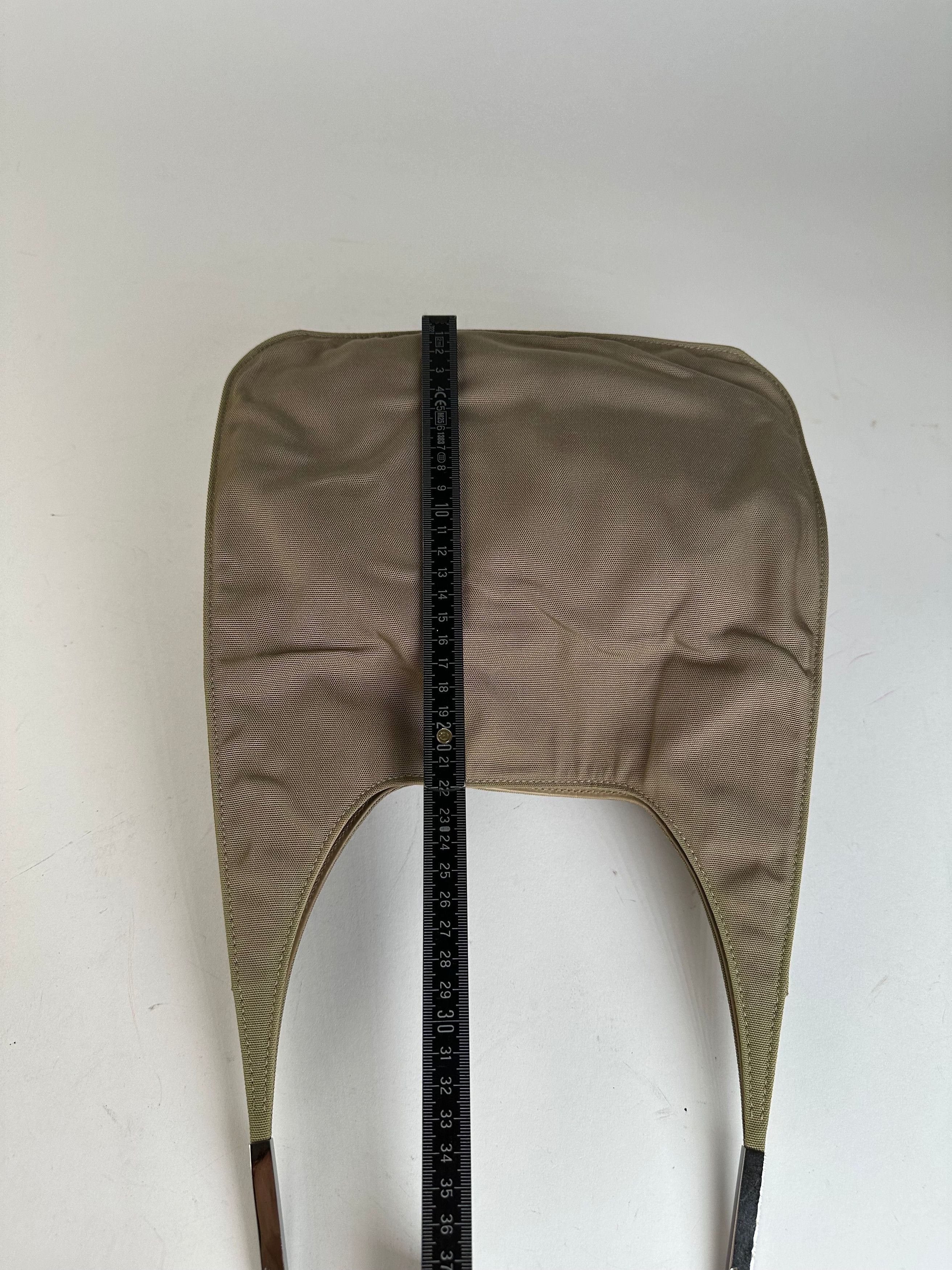 Gucci Olive Green Fabric Hobo Bag Accessory Size ONE SIZE - 12 Thumbnail
