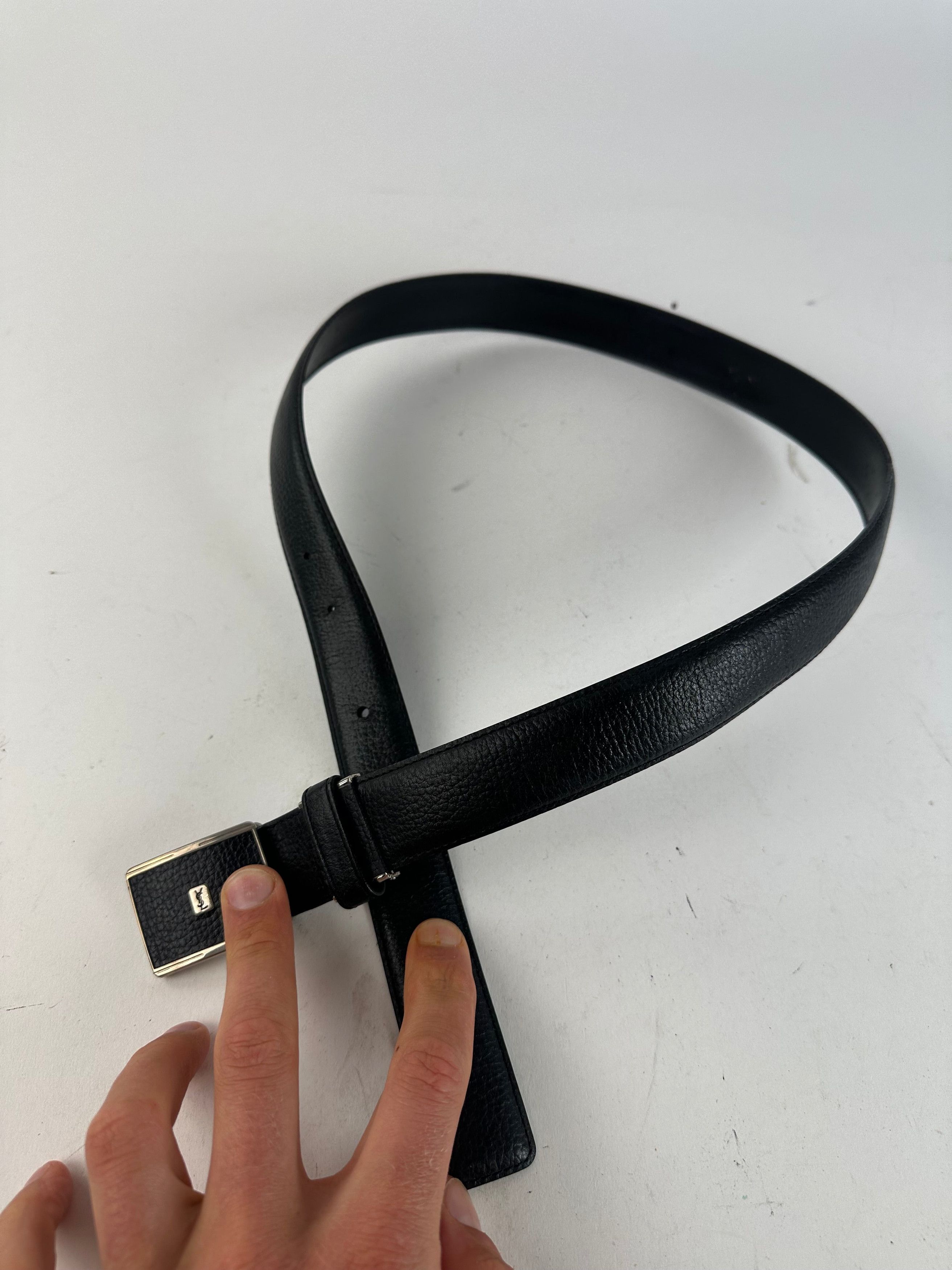 Yves Saint Laurent Textured Leather Belt Silver Buckle Black Size ONE SIZE - 6 Thumbnail