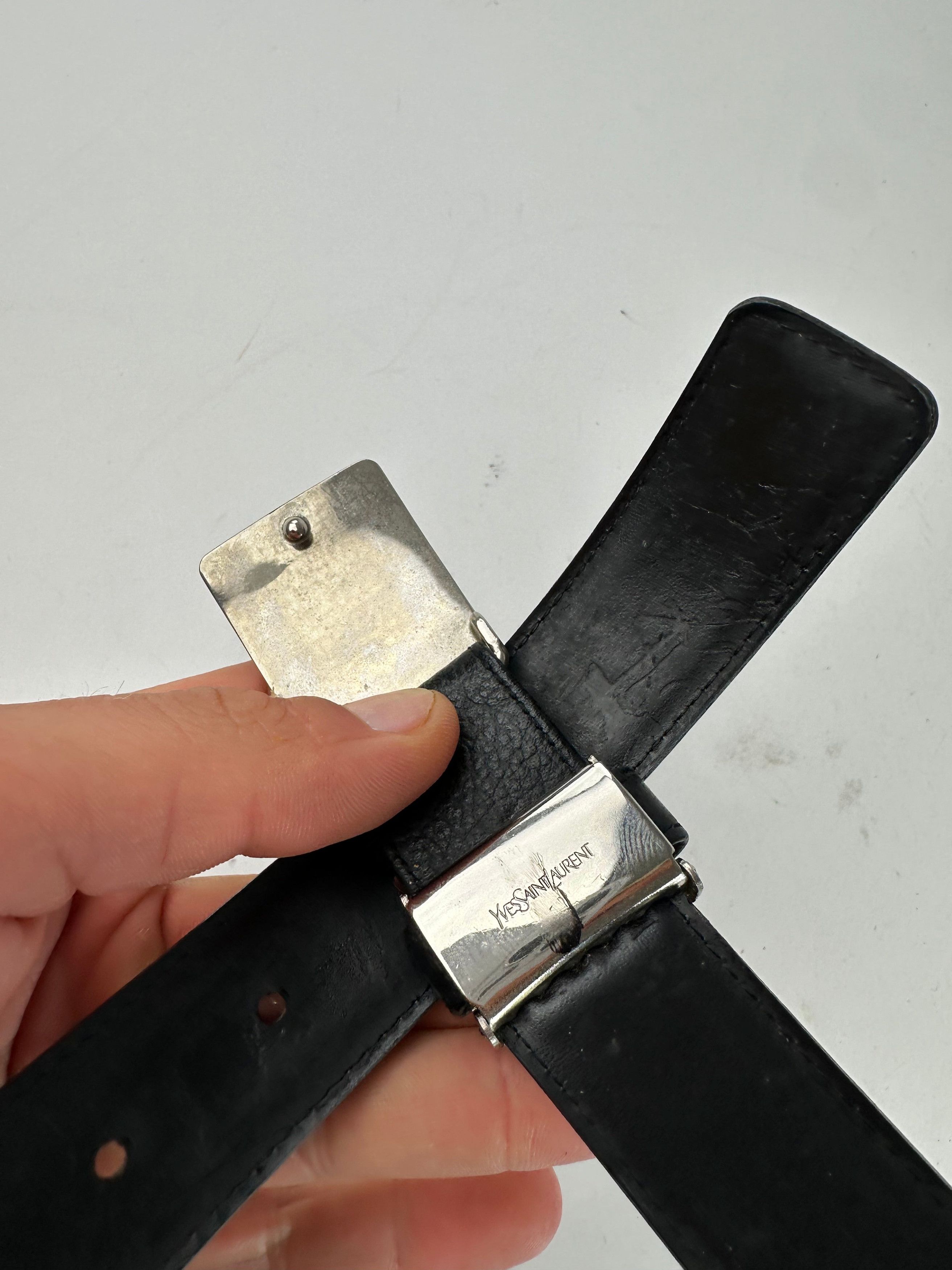 Yves Saint Laurent Textured Leather Belt Silver Buckle Black Size ONE SIZE - 4 Thumbnail