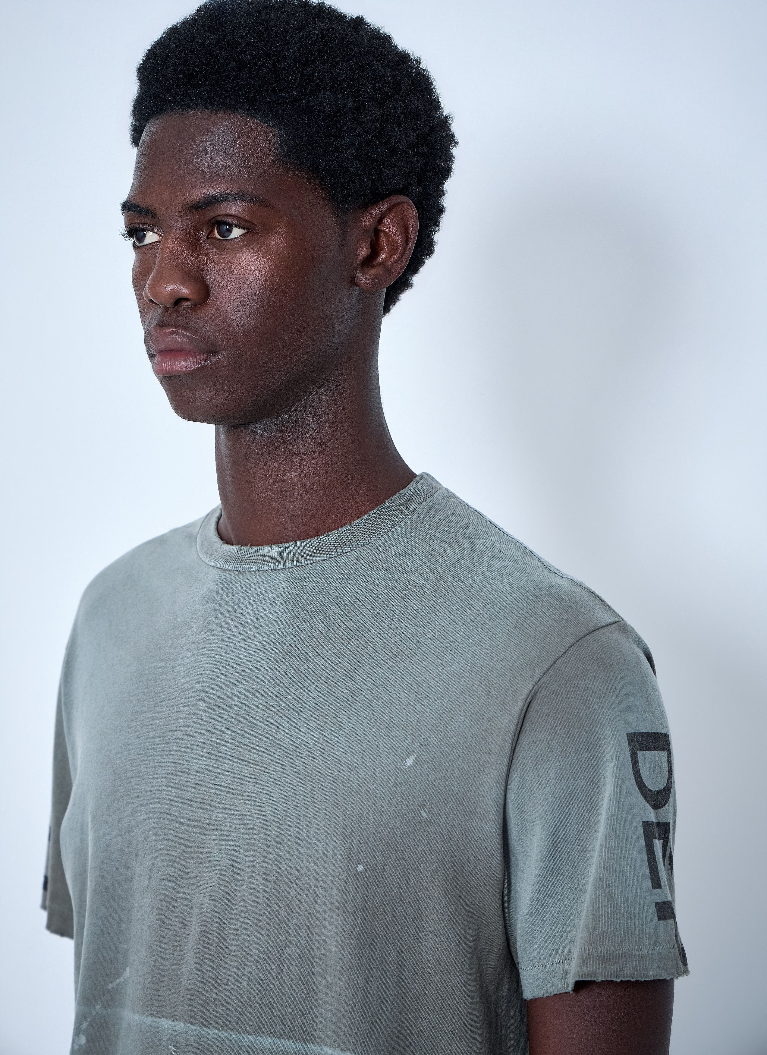 Gallery Dept. Distressed T-Shirt Size US S / EU 44-46 / 1 - 6 Thumbnail