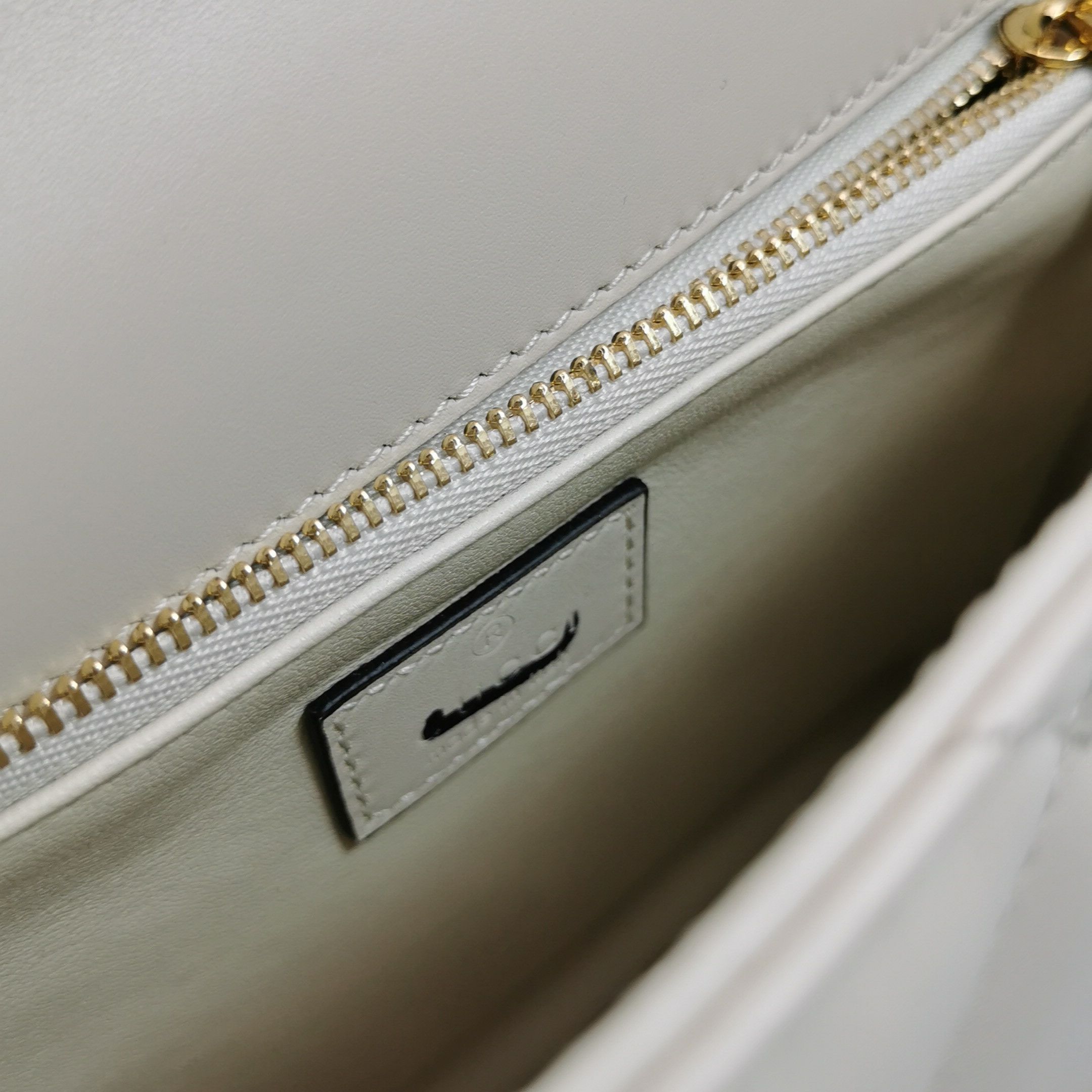 Gucci Gucci Women os Shoulder Bags Size ONE SIZE - 23 Thumbnail