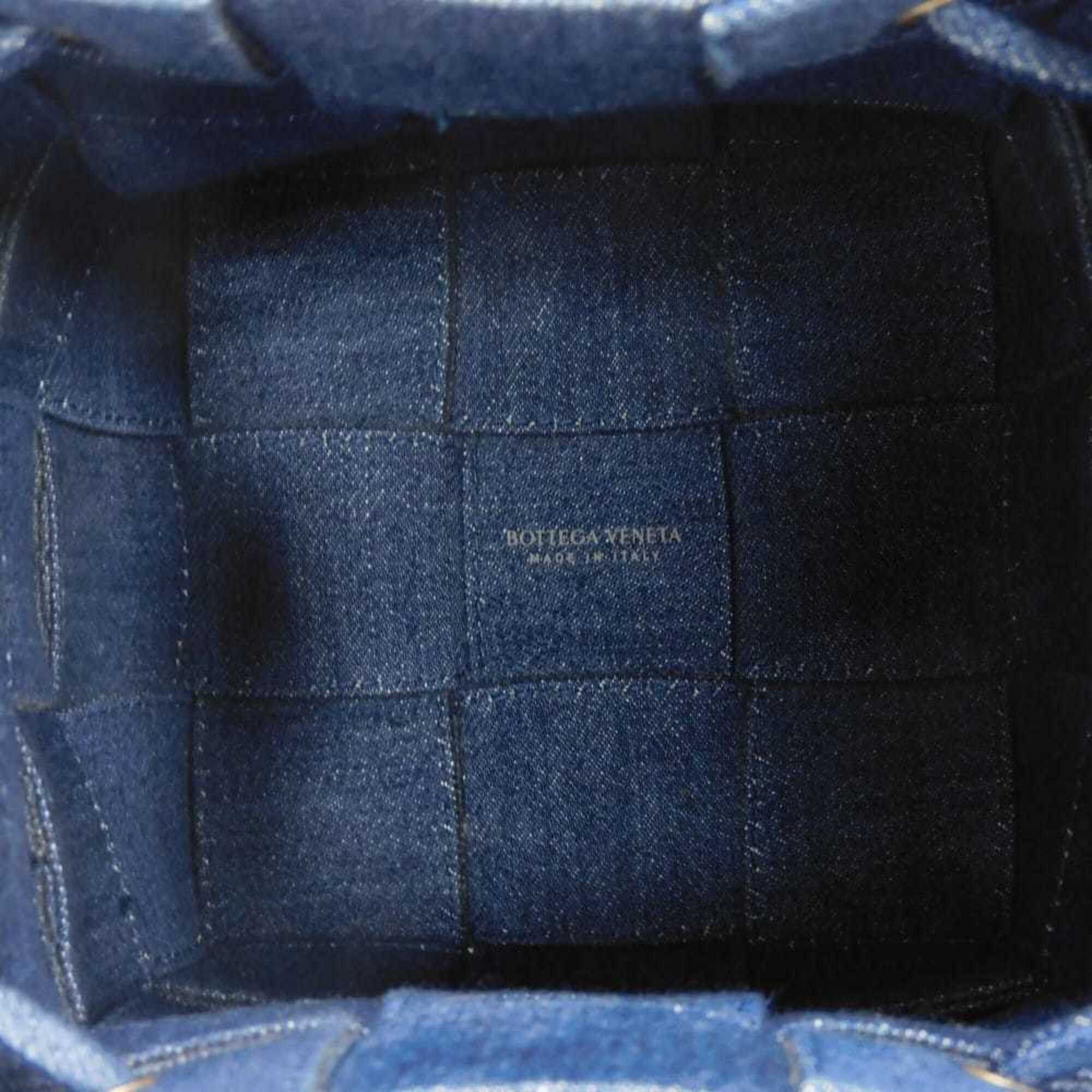Bottega Veneta Bottega Veneta Cassette Small Bucket Bag, Blue, RFID-protected, Maxi, Intrecciato Denim, 743789 V2ZB1 4019, Men's & Women's. Size ONE SIZE - 5 Thumbnail