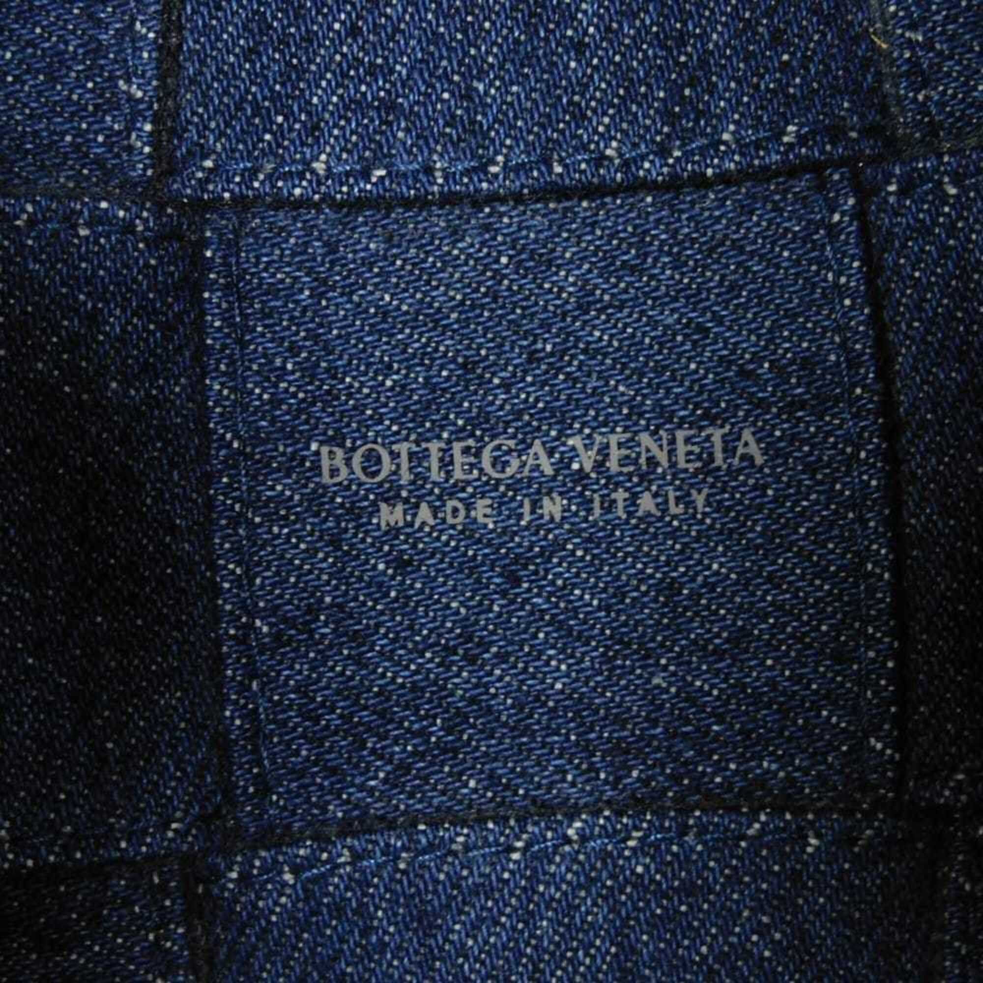 Bottega Veneta Bottega Veneta Cassette Small Bucket Bag, Blue, RFID-protected, Maxi, Intrecciato Denim, 743789 V2ZB1 4019, Men's & Women's. Size ONE SIZE - 6 Thumbnail