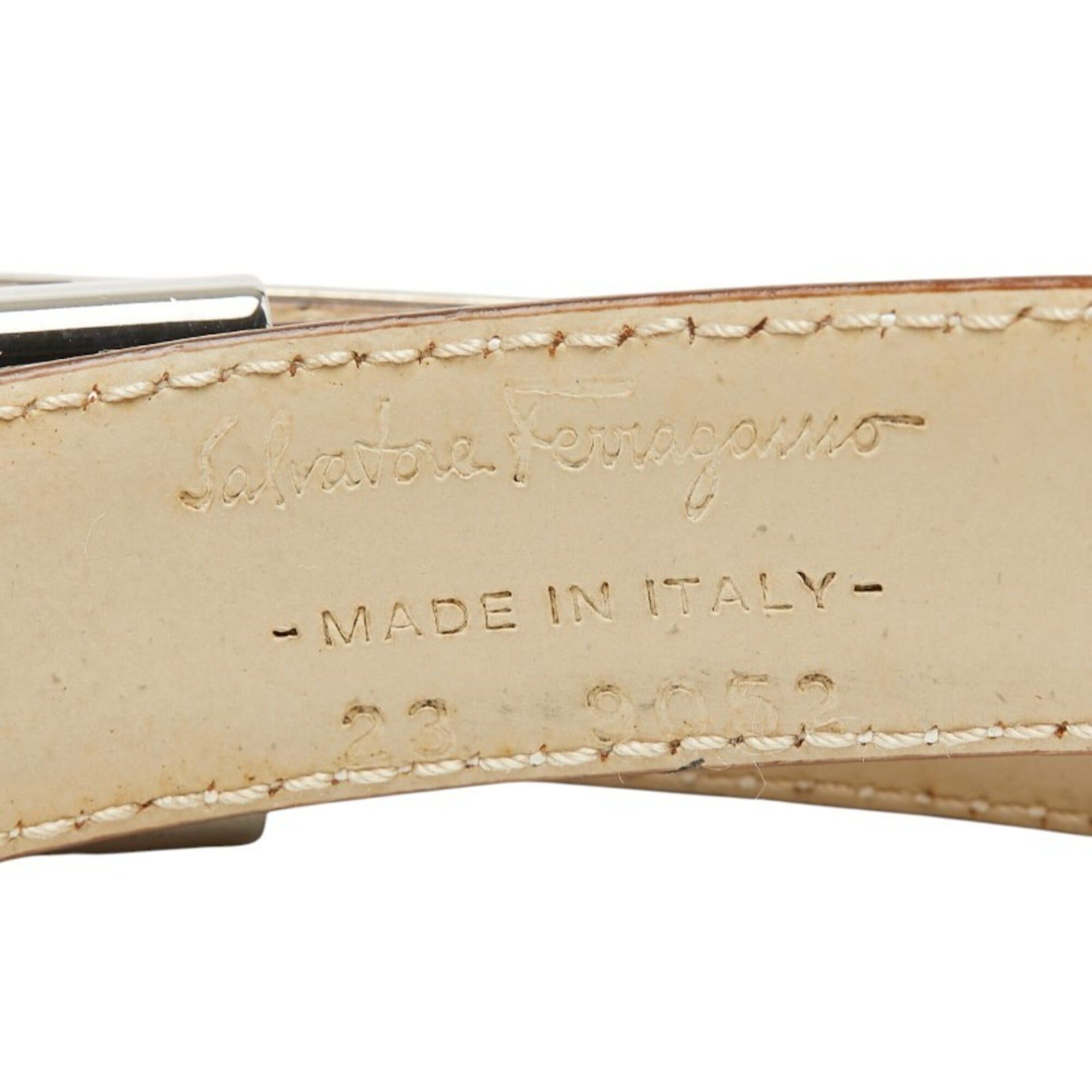 Salvatore Ferragamo Salvatore Ferragamo Gancini Belt, Size: 75, Beige Silver Leather Metal, Women's. Size ONE SIZE - 8 Thumbnail