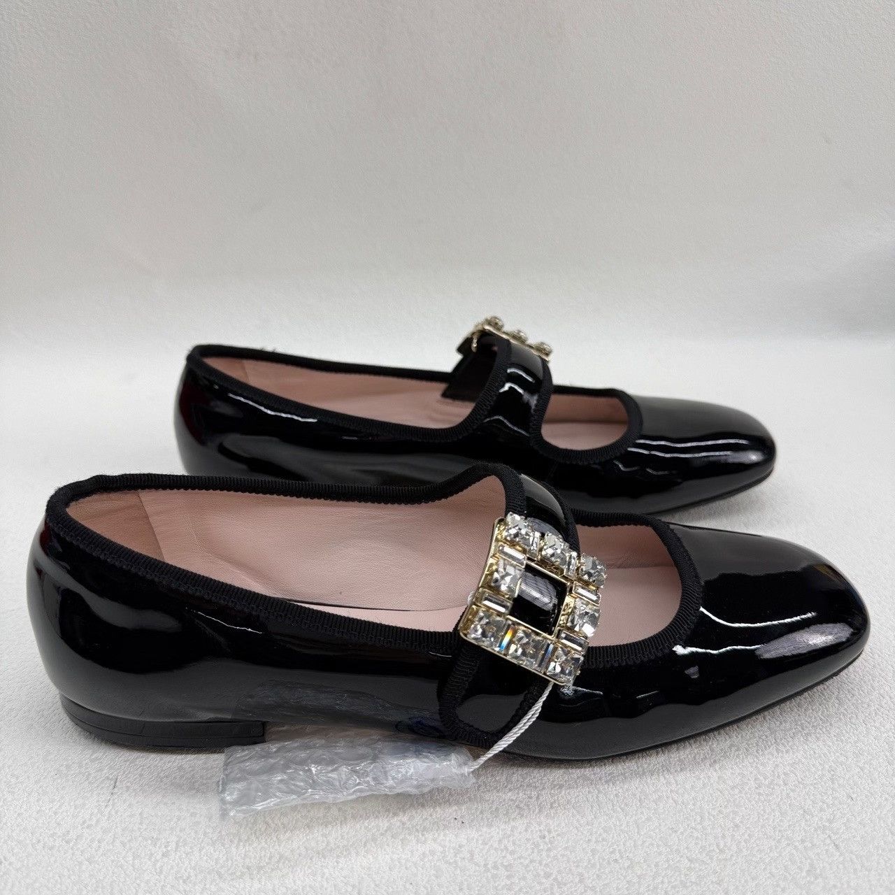 Roger Vivier Roger Vivier Crystal Buckle Patent Flats Size 37.5 Size US 7.5 / IT 37.5 - 5 Thumbnail