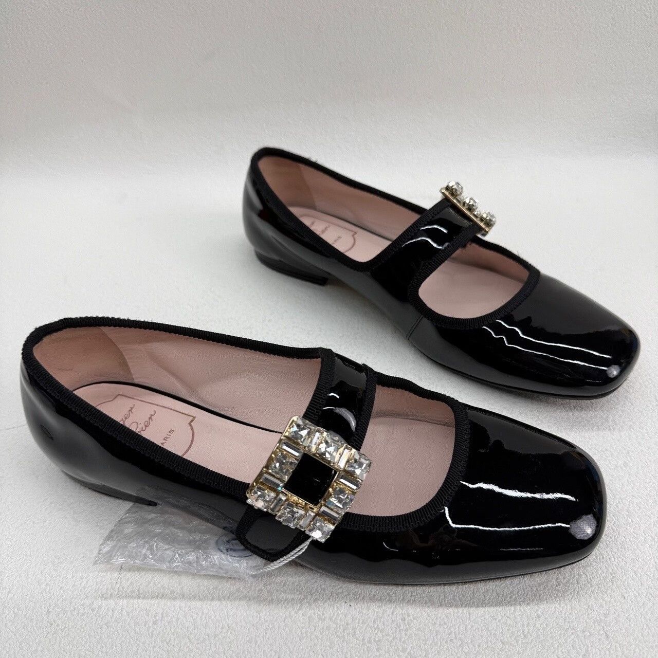 Roger Vivier Roger Vivier Crystal Buckle Patent Flats Size 37.5 Size US 7.5 / IT 37.5 - 4 Thumbnail