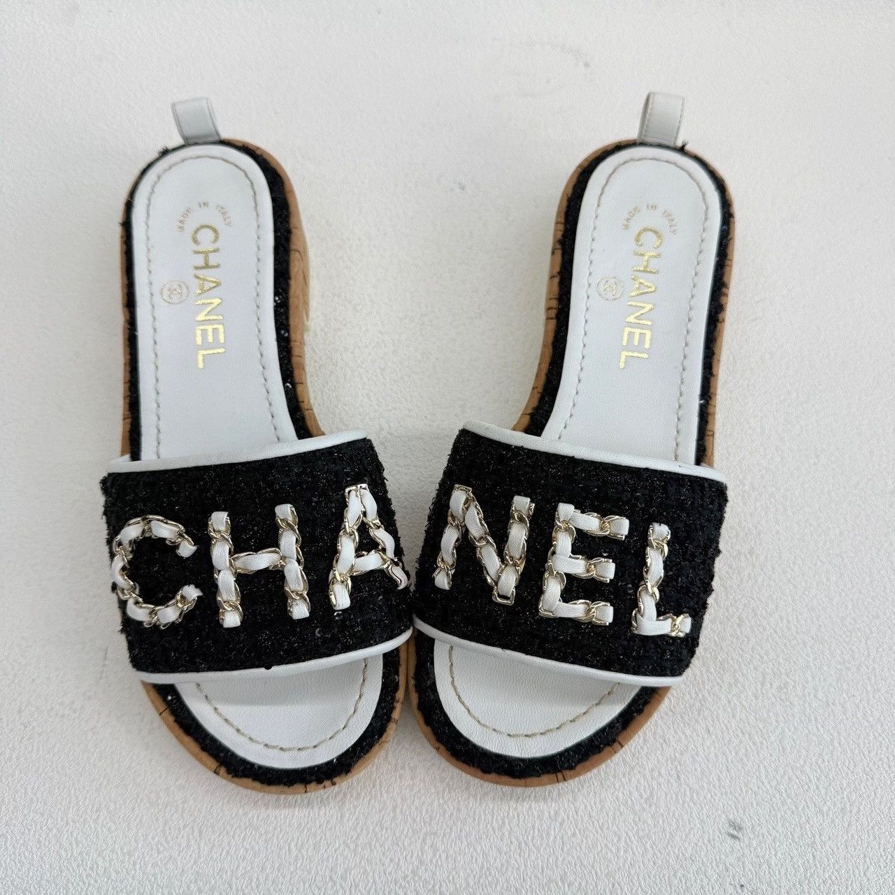Chanel Chanel Tweed Chain Logo Sandals Size 35.5 Size US 5.5 / IT 35.5 - 10 Thumbnail