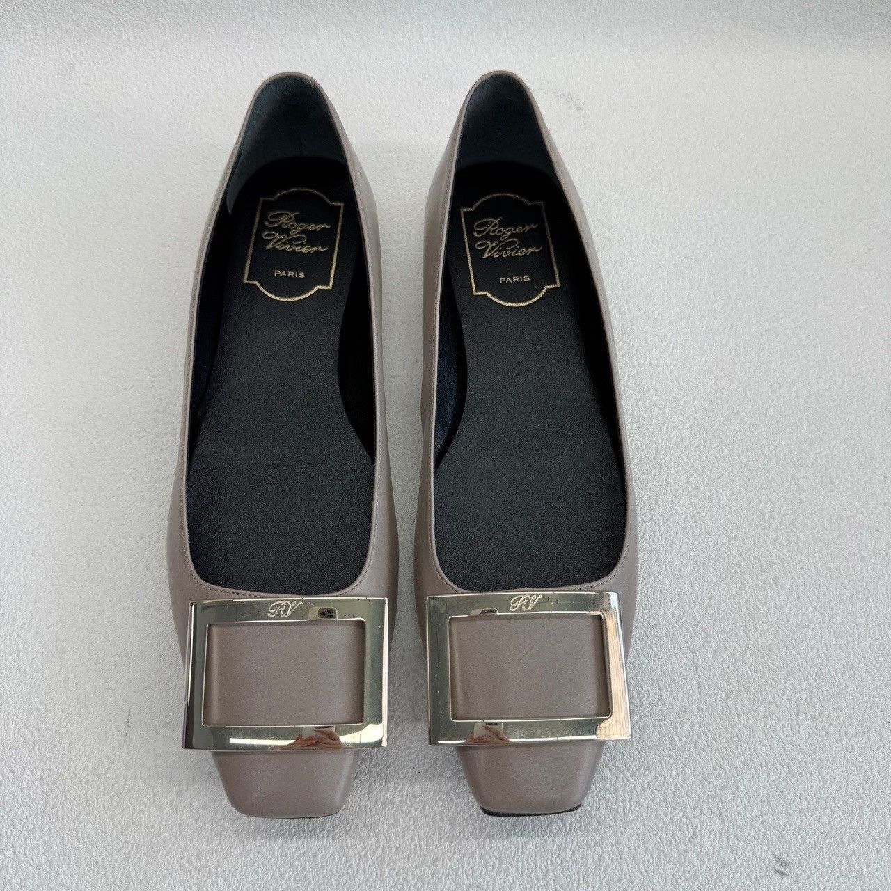 Roger Vivier Roger Vivier Trompette Leather Flats Size 37 Size US 7 / IT 37 - 3 Thumbnail
