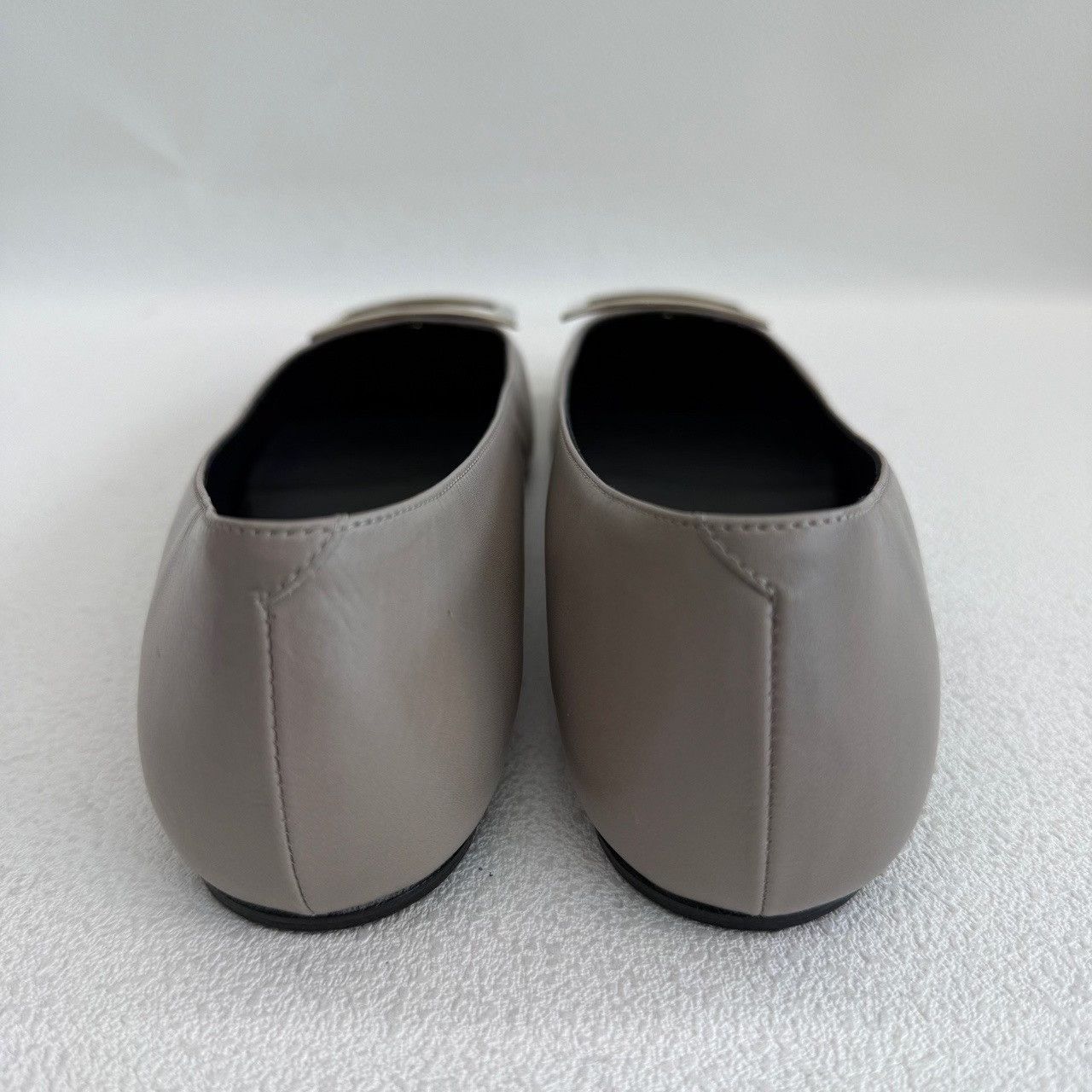 Roger Vivier Roger Vivier Trompette Leather Flats Size 37 Size US 7 / IT 37 - 6 Thumbnail
