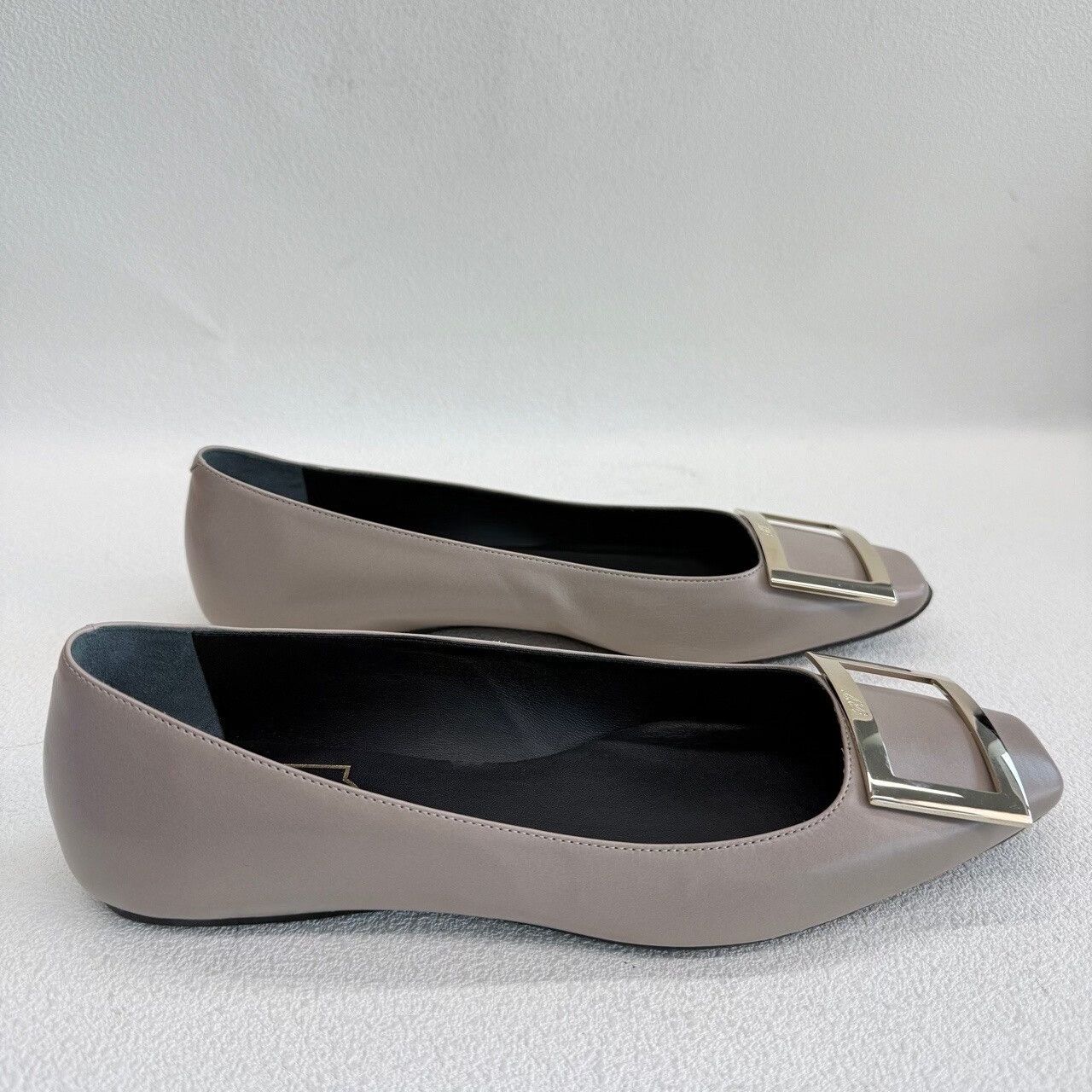Roger Vivier Roger Vivier Trompette Leather Flats Size 37 Size US 7 / IT 37 - 5 Thumbnail