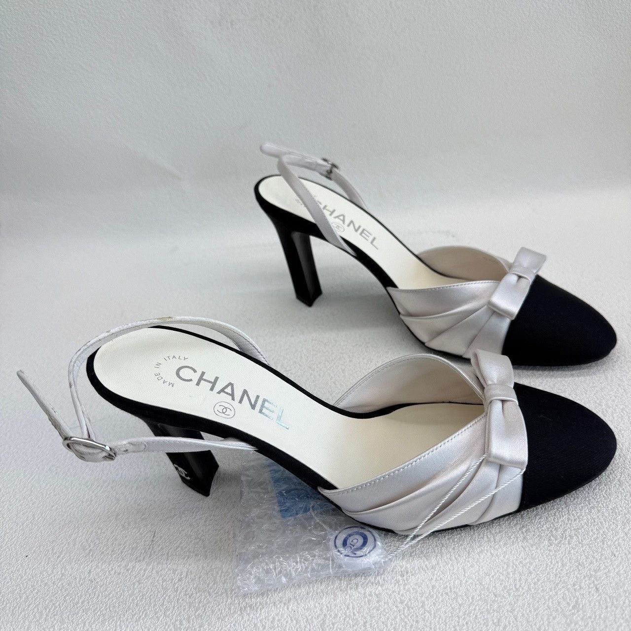 Chanel Chanel Bow Slingback Heels Size 37 Size US 7 / IT 37 - 4 Thumbnail