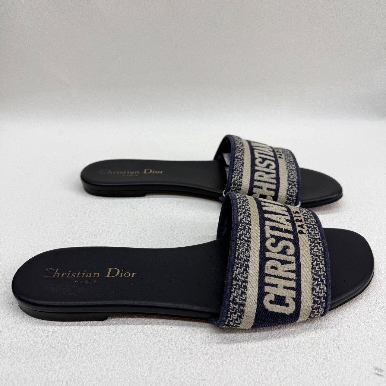 Dior Dior Dway Embroidered Canvas Slides Size 38 Size US 7 / IT 37 - 5 Thumbnail