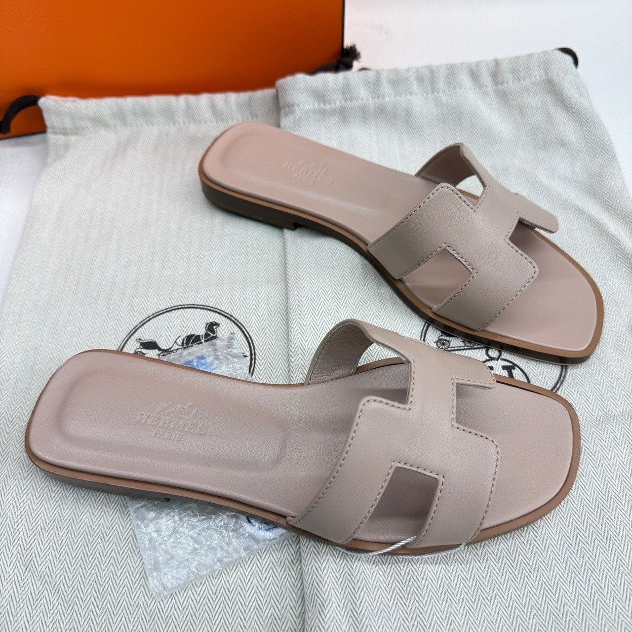 Hermes Hermes H Oran Sandals Size 36 Size US 6 / IT 36 - 4 Thumbnail