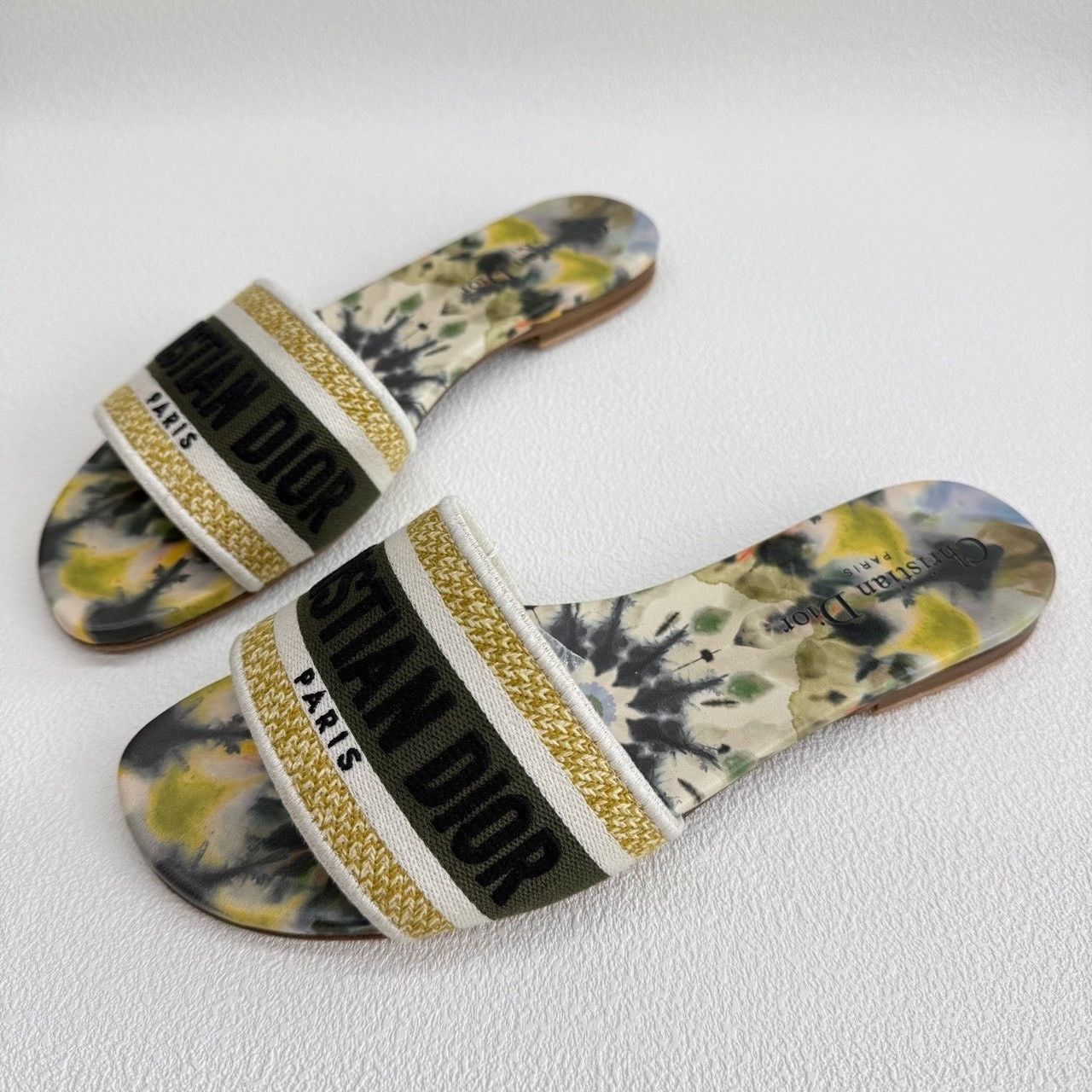 Dior Dior Dway Tie Dye Sandals Size 38 Size US 8 / IT 38 - 2 Thumbnail