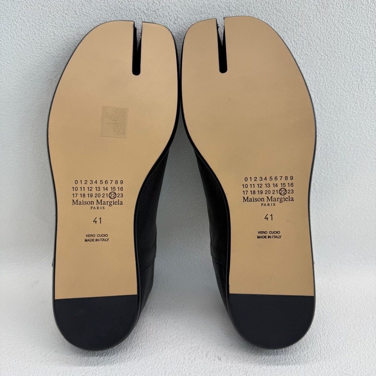 Maison Margiela Maison Margiela Tabi Leather Slip Ons Size 41 Size US 8 / EU 41 - 9 Thumbnail