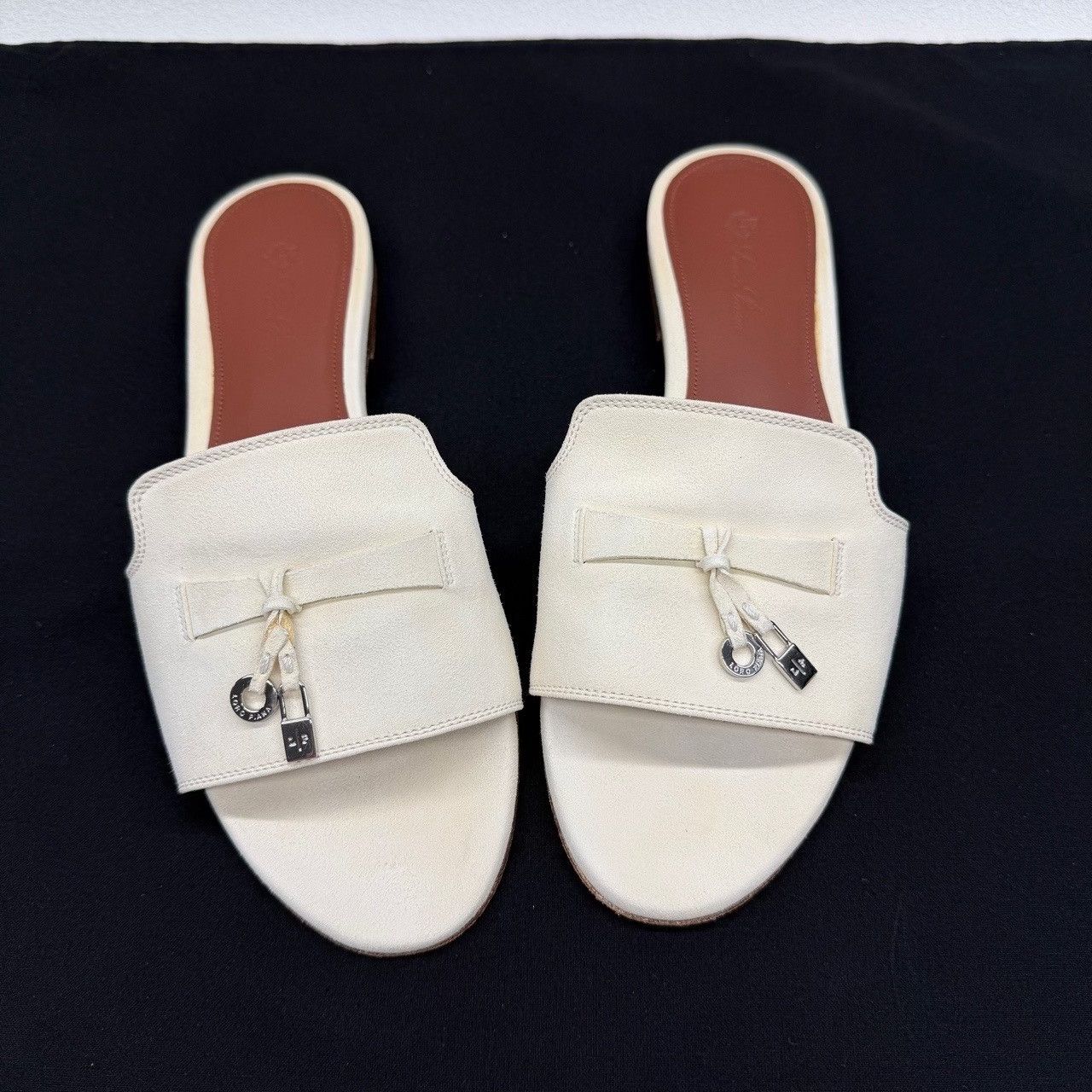 Loro Piana Loro Piana Summer Charms Suede Sandals Size 38 Size US 8 / IT 38 - 10 Thumbnail